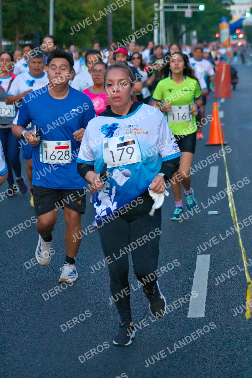 Foto del SERIAL DE CARRERAS DE GUADALAJARA — FECHA AV. NORMALISTAS en Vía RecreActiva Metropolitana, Av. Normalistas, Jardines Alcalde, Guadalajara a las 06:39 · dorsal 1628, 179, 116, 372
