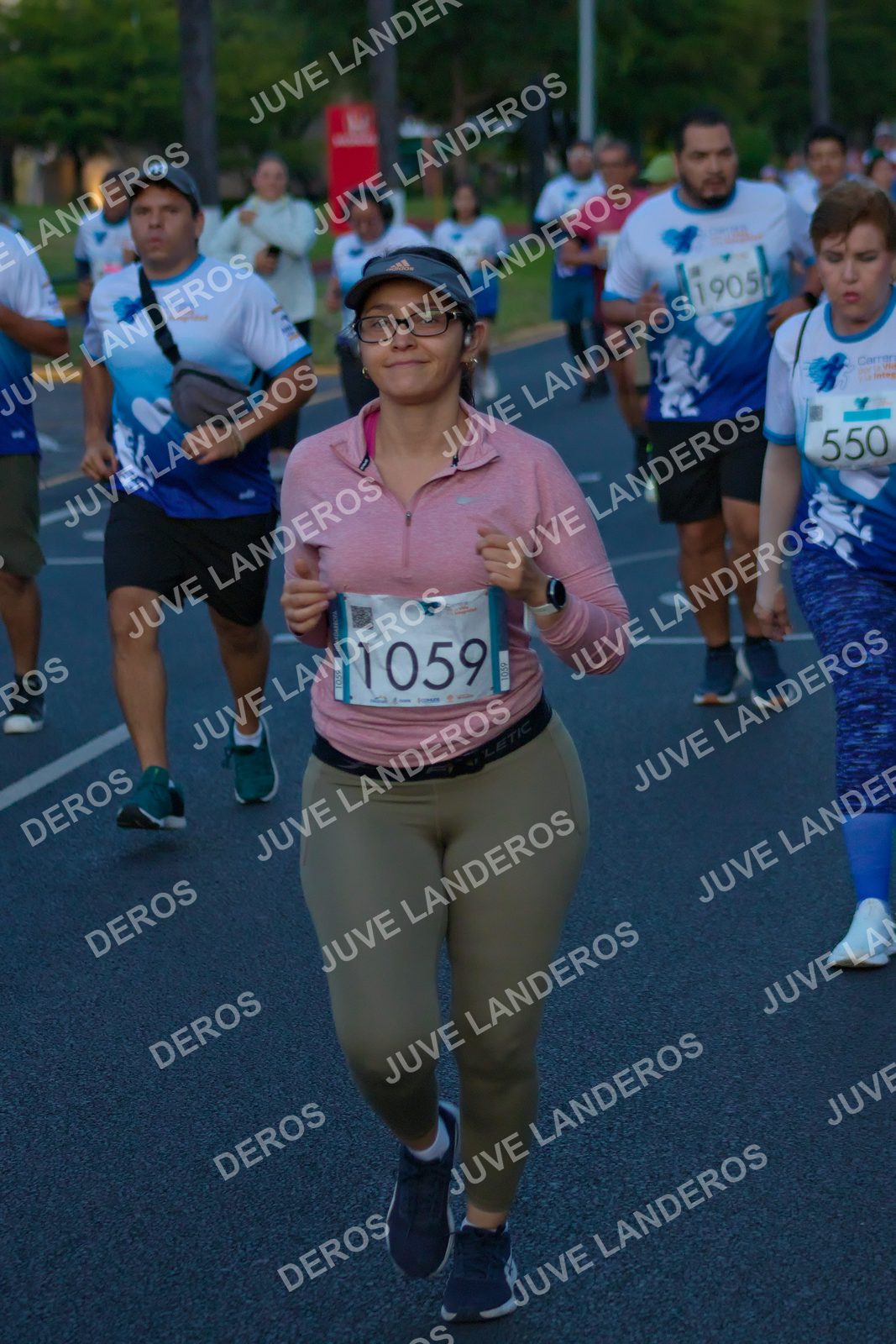 Foto del SERIAL DE CARRERAS DE GUADALAJARA — FECHA AV. NORMALISTAS en Vía RecreActiva Metropolitana, Av. Normalistas, Jardines Alcalde, Guadalajara a las 06:42 · dorsal 1059, 550, 1905