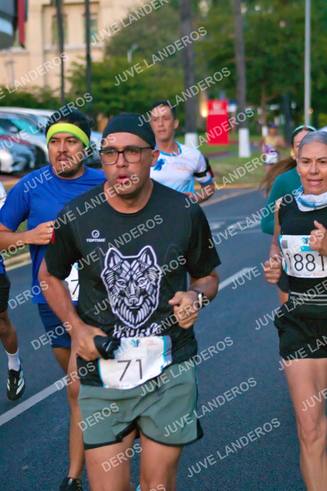 Foto del SERIAL DE CARRERAS DE GUADALAJARA — FECHA AV. NORMALISTAS en Vía RecreActiva Metropolitana, Av. Normalistas, Jardines Alcalde, Guadalajara a las 06:36 · dorsal 71