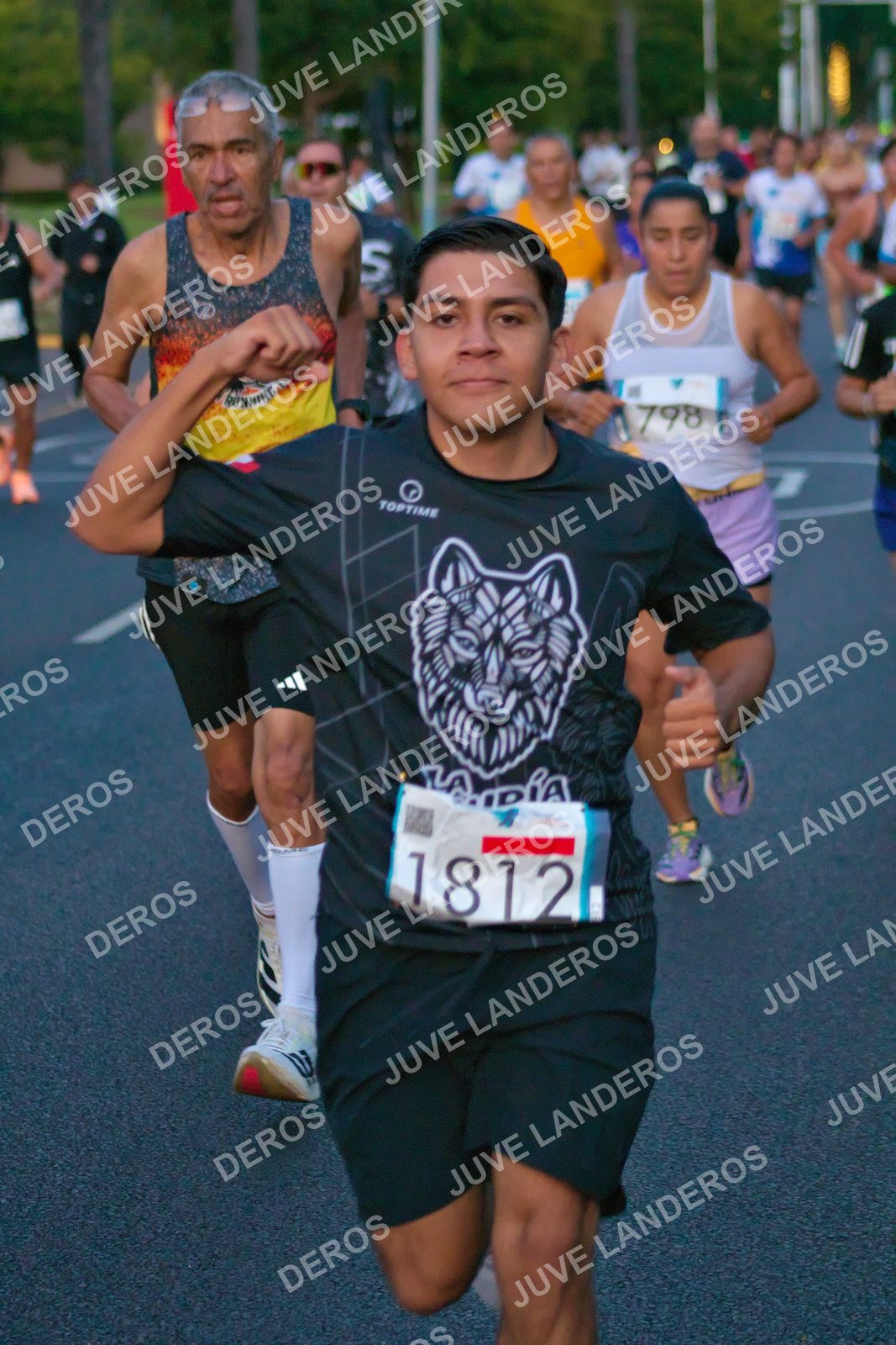 Foto del SERIAL DE CARRERAS DE GUADALAJARA — FECHA AV. NORMALISTAS en Vía RecreActiva Metropolitana, Av. Normalistas, Jardines Alcalde, Guadalajara a las 06:37 · dorsal 1812, 798