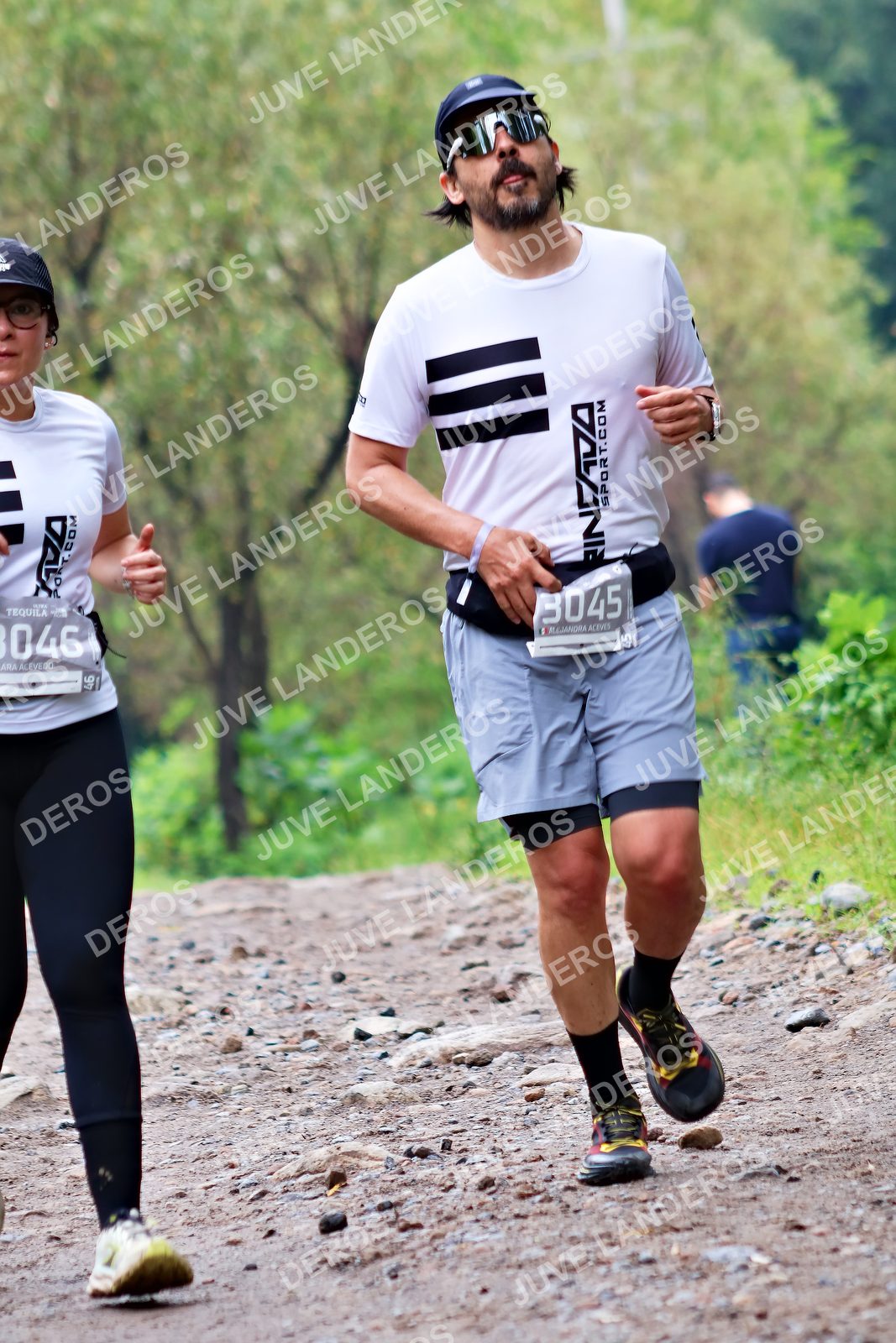 Foto del ULTRA TEQUILA 2026 en Tequila, Jalisco a las 08:27 · Ruta · dorsal 3045, 46