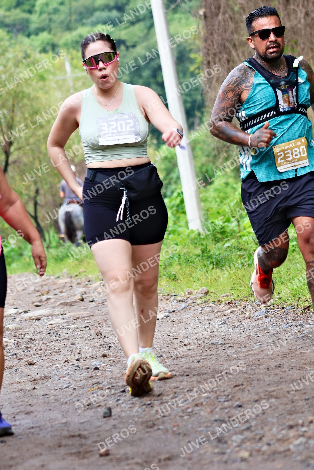 Foto del ULTRA TEQUILA 2026 en Tequila, Jalisco a las 08:48 · Ruta · dorsal 3202, 2380, 2