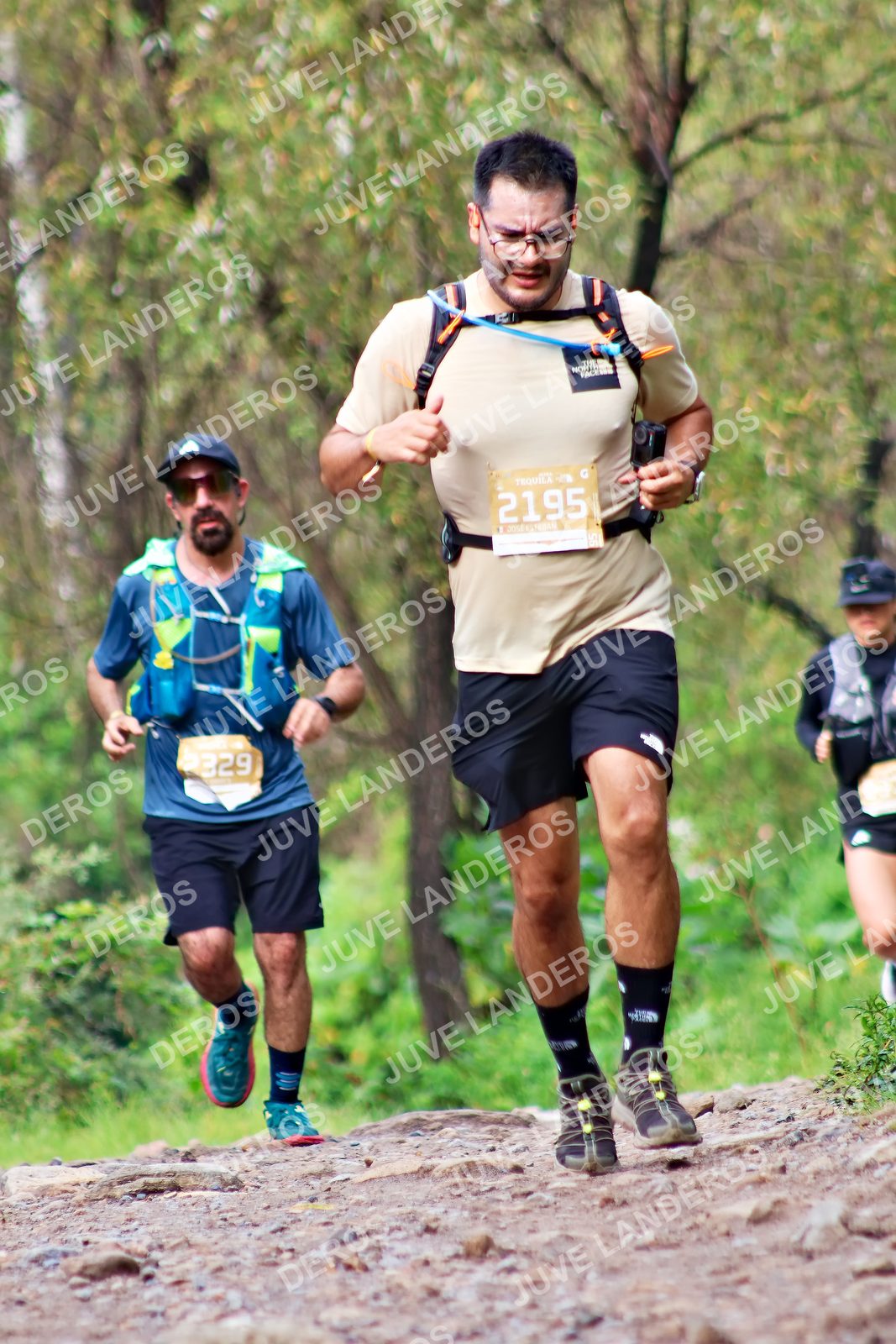 Foto del ULTRA TEQUILA 2026 en Tequila, Jalisco a las 08:46 · Ruta · dorsal 2195, 2329