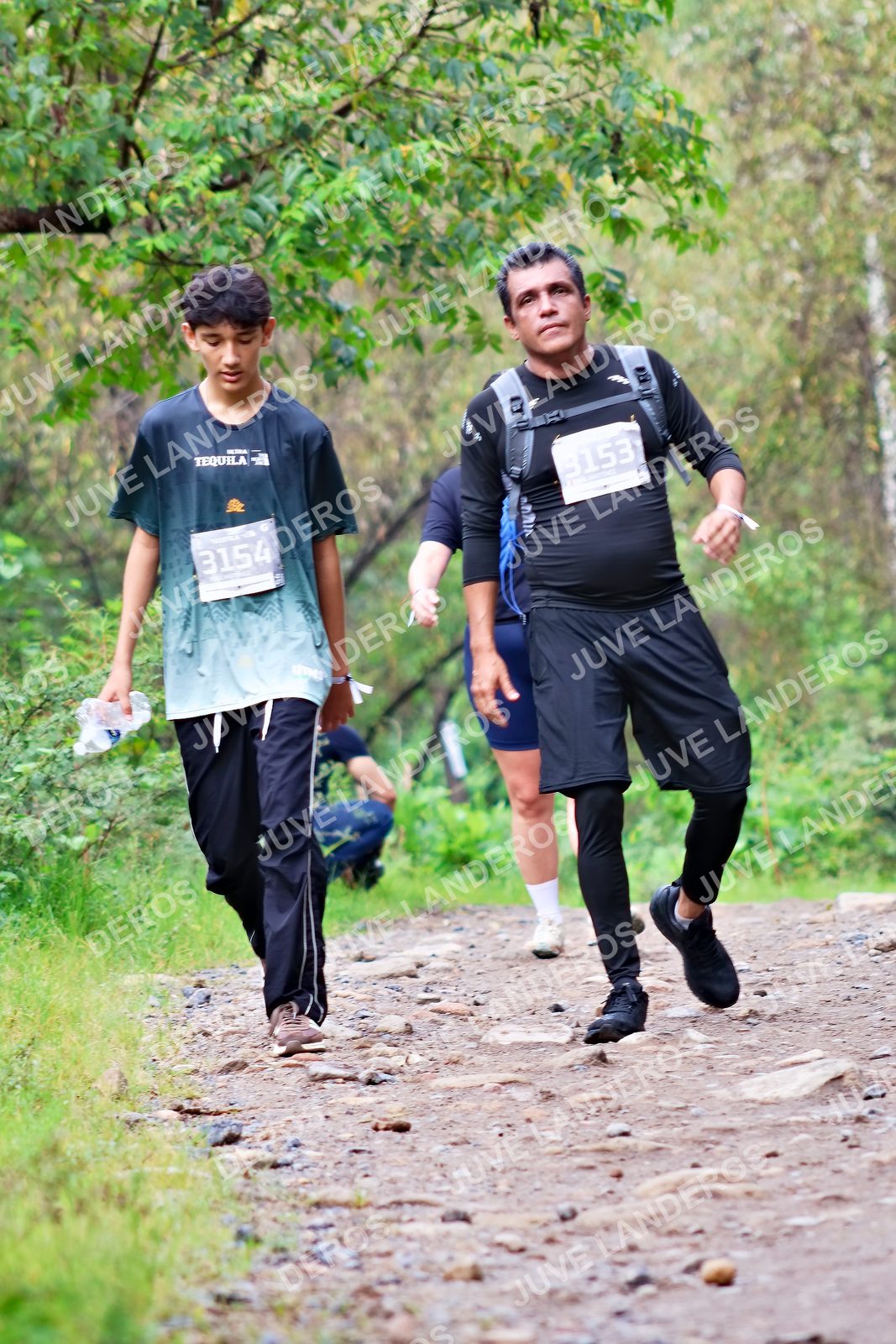 Foto del ULTRA TEQUILA 2026 en Tequila, Jalisco a las 08:53 · Ruta · dorsal 3154, 3153