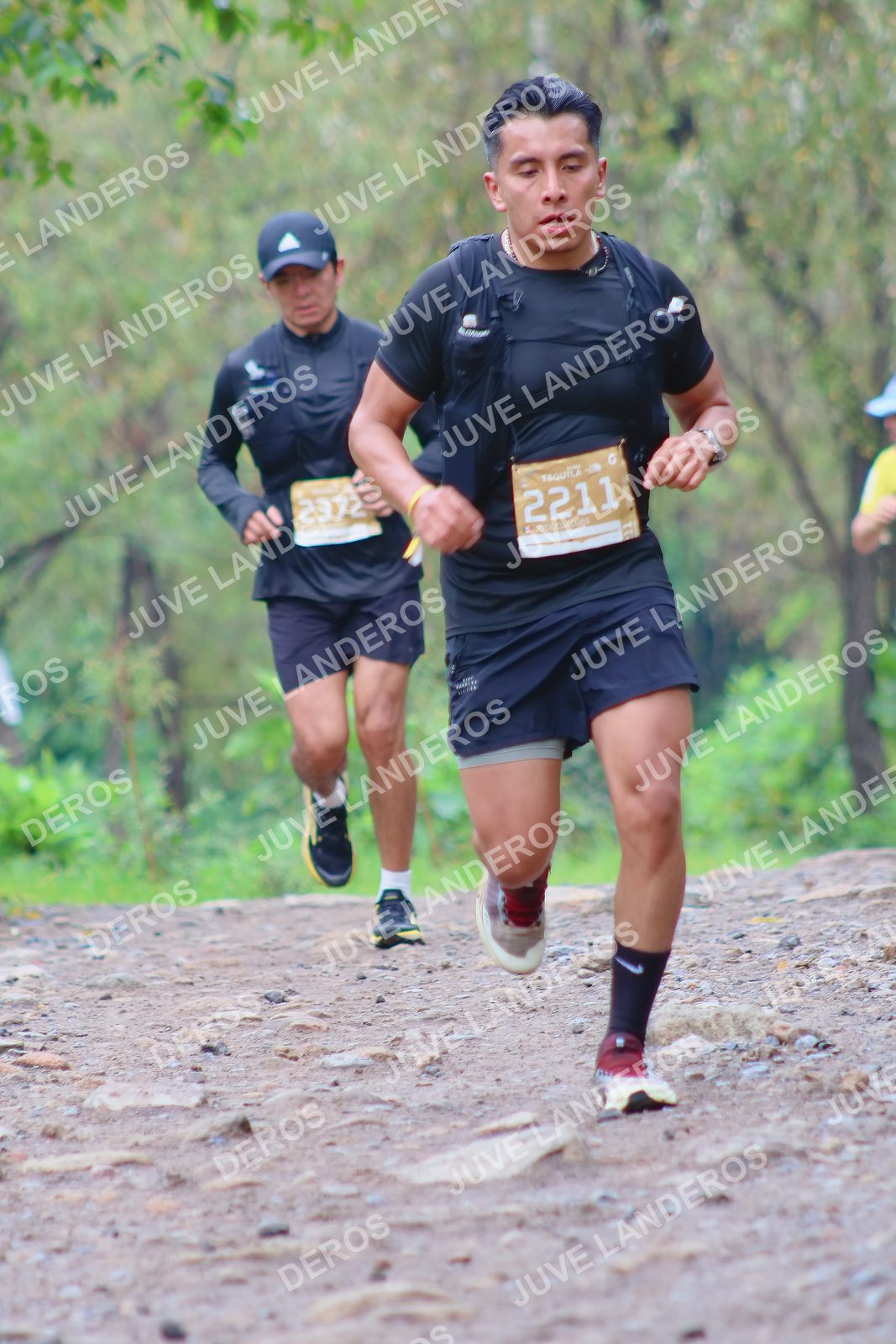 Foto del ULTRA TEQUILA 2026 en Tequila, Jalisco a las 08:36 · Ruta · dorsal 2211, 2372