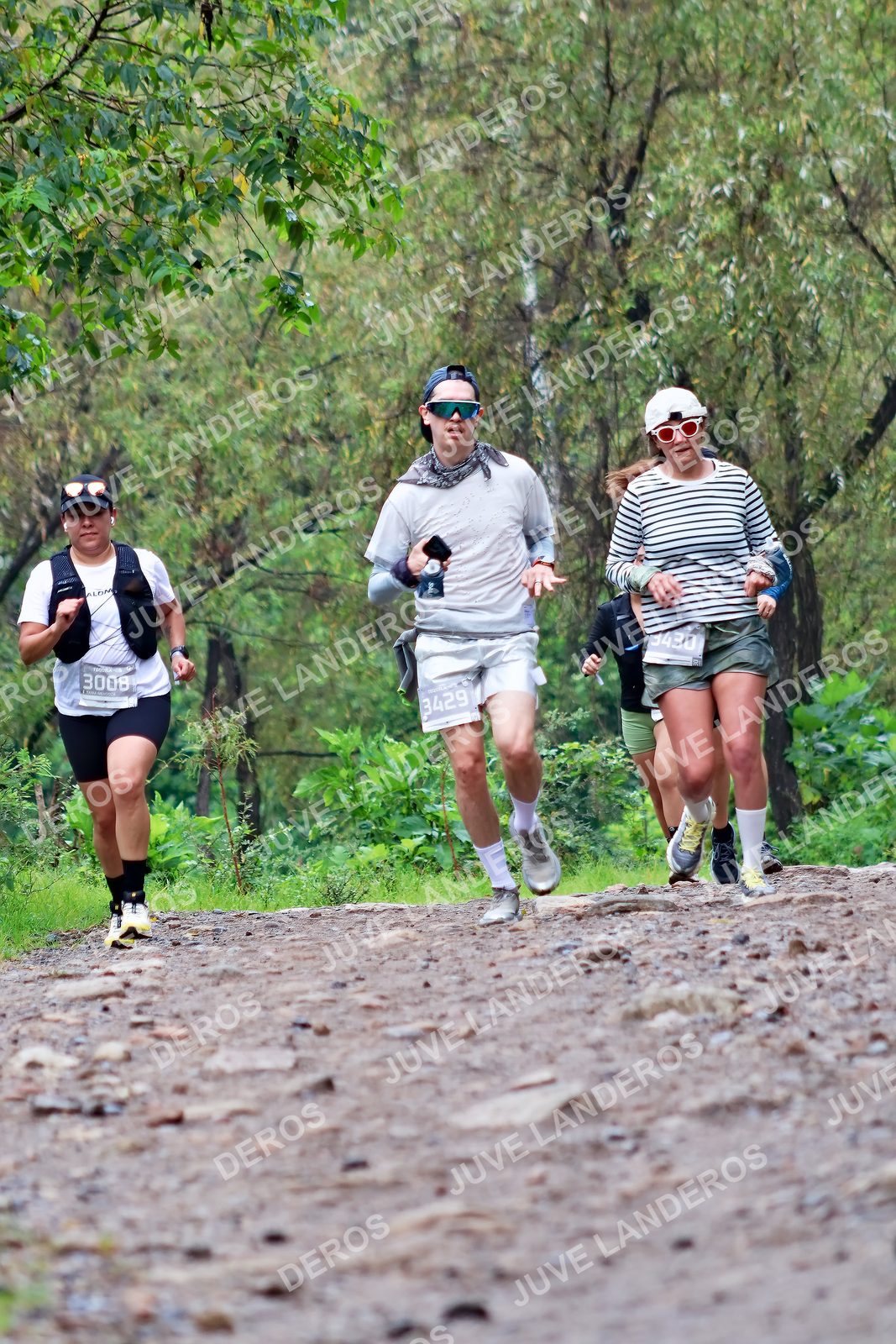 Foto del ULTRA TEQUILA 2026 en Tequila, Jalisco a las 08:28 · Ruta · dorsal 3008, 3429, 3430