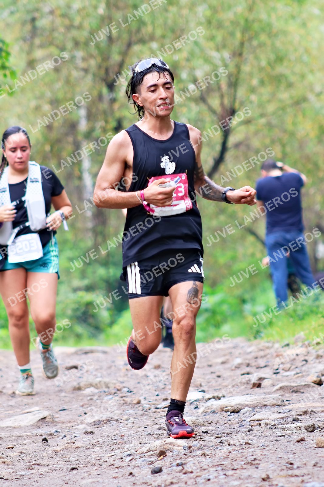 Foto del ULTRA TEQUILA 2026 en Tequila, Jalisco a las 08:38 · Ruta · dorsal 3203, 3
