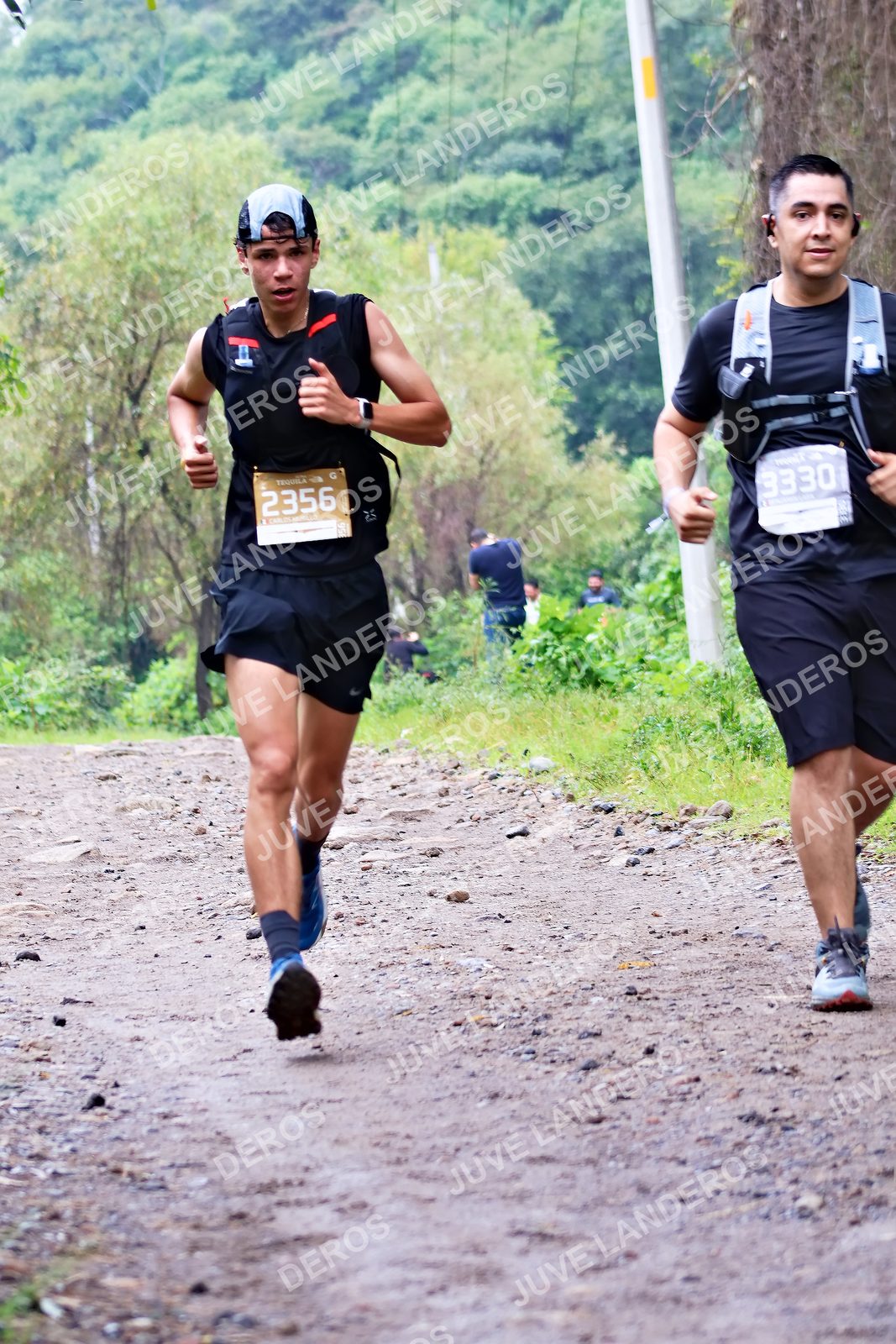 Foto del ULTRA TEQUILA 2026 en Tequila, Jalisco a las 08:26 · Ruta · dorsal 2356, 3330