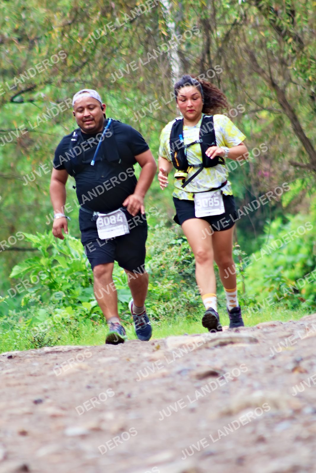 Foto del ULTRA TEQUILA 2026 en Tequila, Jalisco a las 08:43 · Ruta · dorsal 3085, 3084