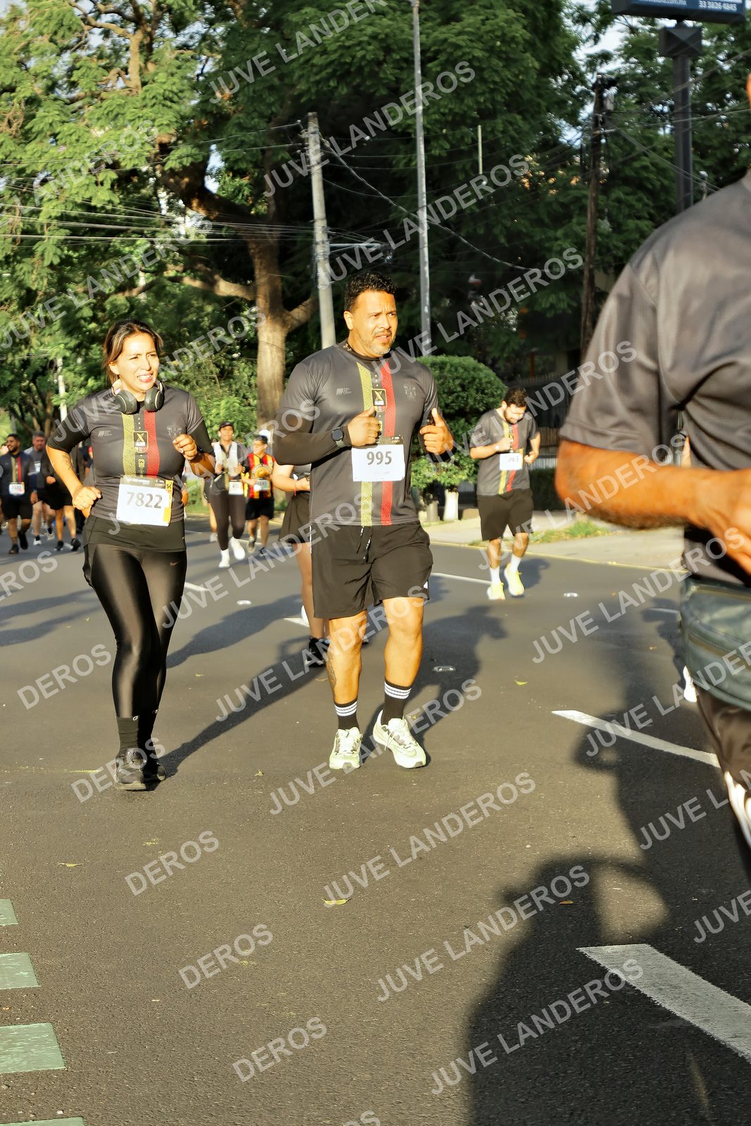 Foto de la X Carrera Leones Negros Red Cola 2026 en Rectoría General de la UdeG, Av. Juárez 976 (meta en Av. Enrique Díaz de León y Pedro Moreno), Guadalajara a las 07:30 · dorsal 995, 7822