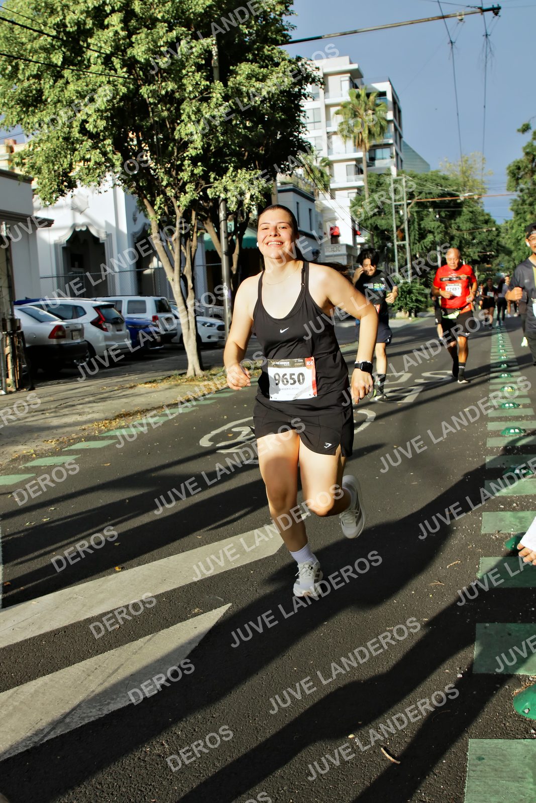 Foto de la X Carrera Leones Negros Red Cola 2026 en Rectoría General de la UdeG, Av. Juárez 976 (meta en Av. Enrique Díaz de León y Pedro Moreno), Guadalajara a las 07:56 · dorsal 9650