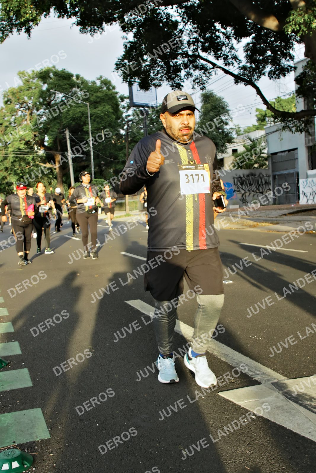 Foto de la X Carrera Leones Negros Red Cola 2026 en Rectoría General de la UdeG, Av. Juárez 976 (meta en Av. Enrique Díaz de León y Pedro Moreno), Guadalajara a las 07:24 · dorsal 3171