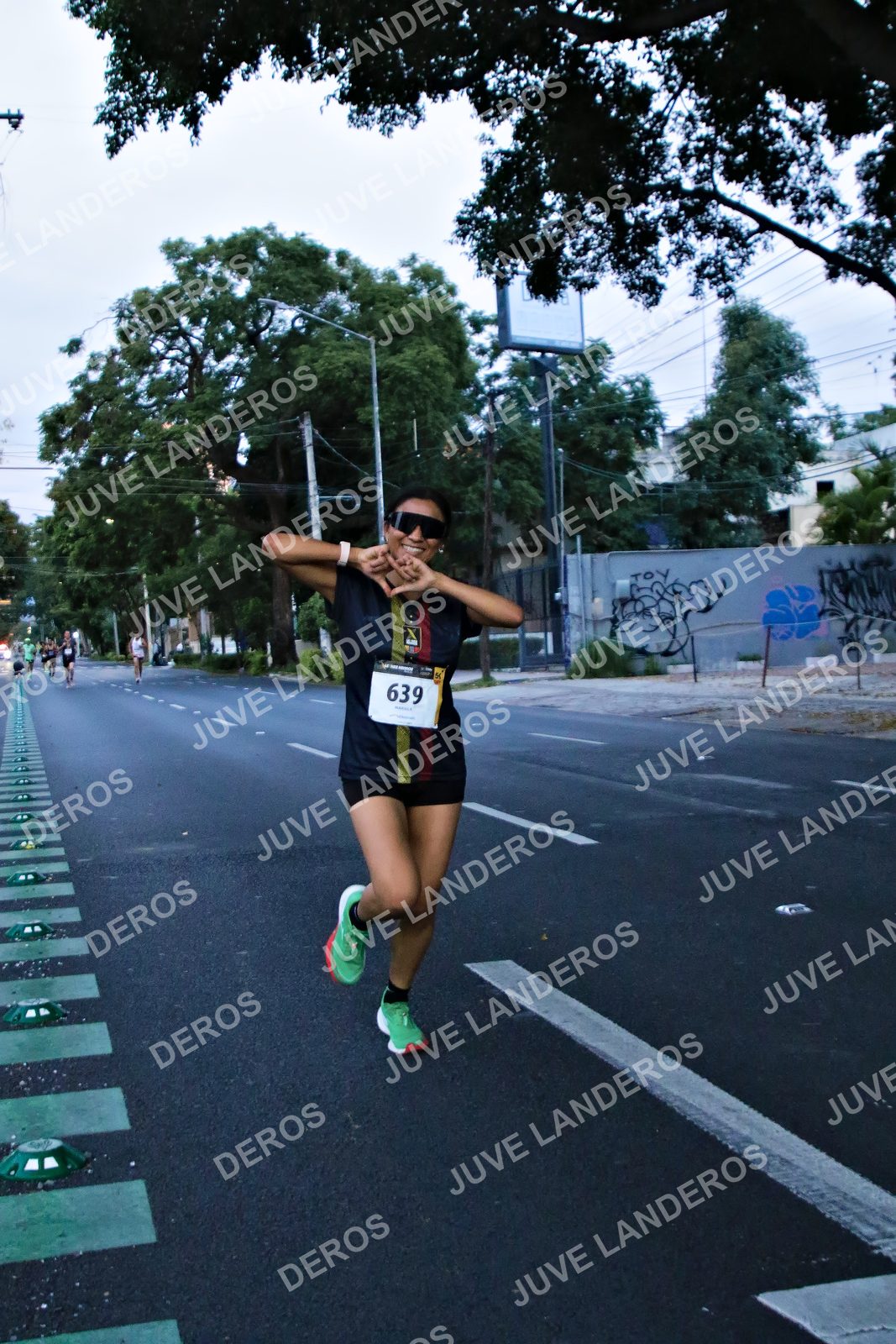 Foto de la X Carrera Leones Negros Red Cola 2026 en Rectoría General de la UdeG, Av. Juárez 976 (meta en Av. Enrique Díaz de León y Pedro Moreno), Guadalajara a las 04:53 · dorsal 639
