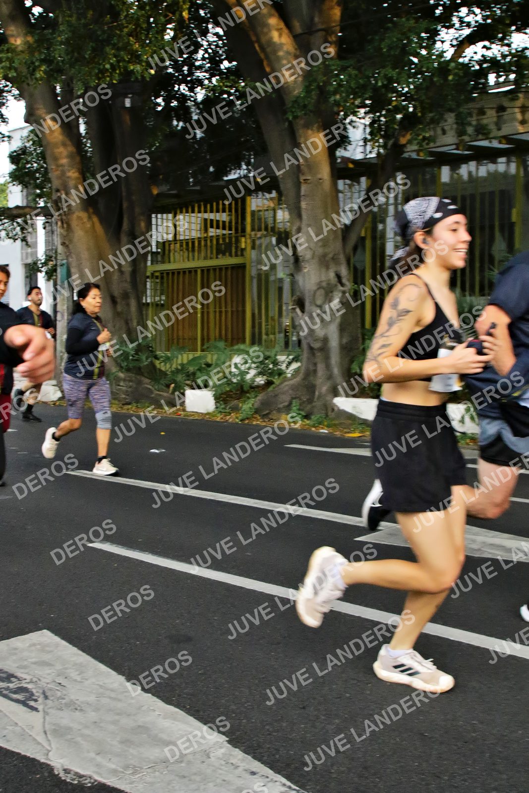 Foto de la X Carrera Leones Negros Red Cola 2026 en Rectoría General de la UdeG, Av. Juárez 976 (meta en Av. Enrique Díaz de León y Pedro Moreno), Guadalajara a las 05:08