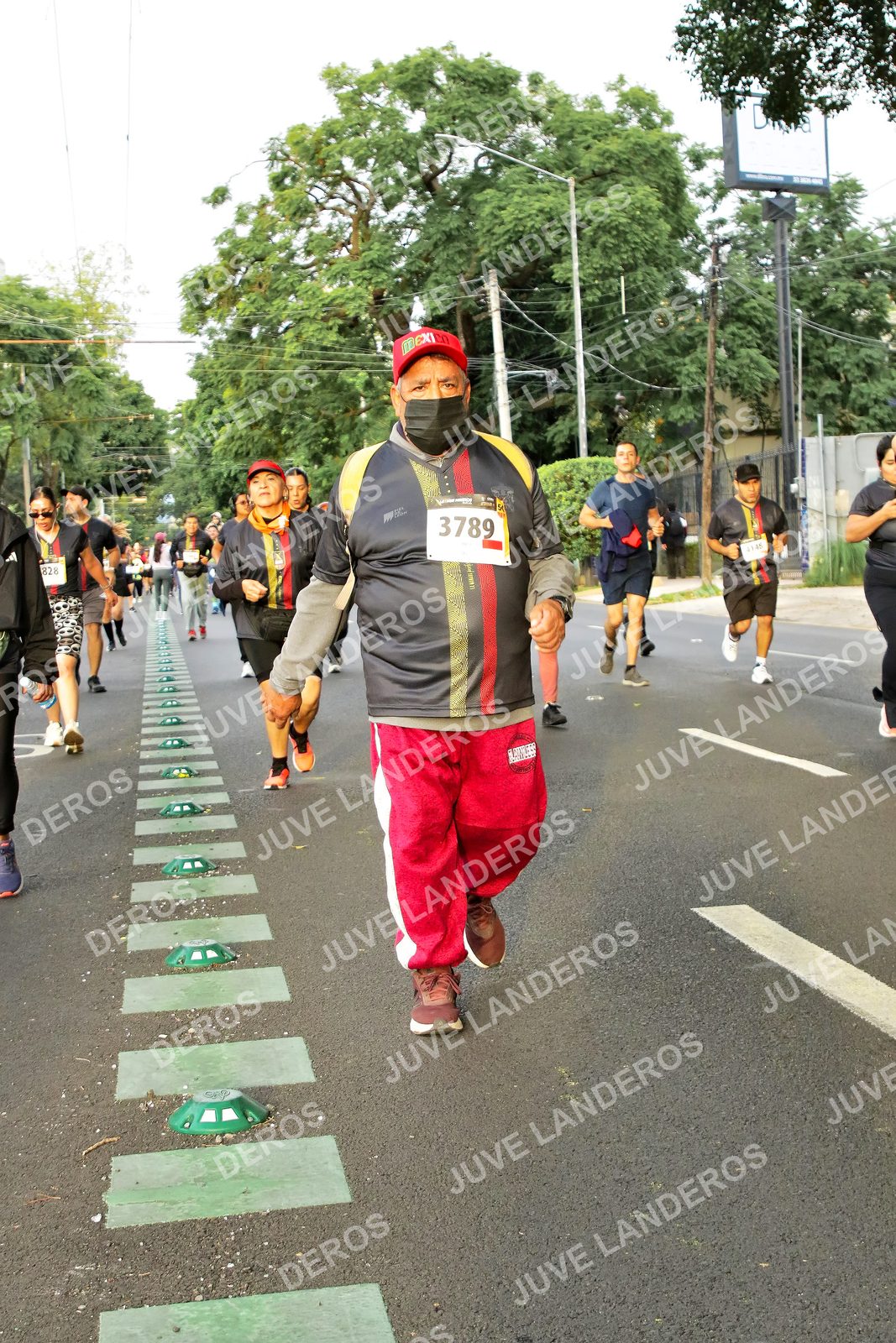 Foto de la X Carrera Leones Negros Red Cola 2026 en Rectoría General de la UdeG, Av. Juárez 976 (meta en Av. Enrique Díaz de León y Pedro Moreno), Guadalajara a las 07:21 · dorsal 3789, 828