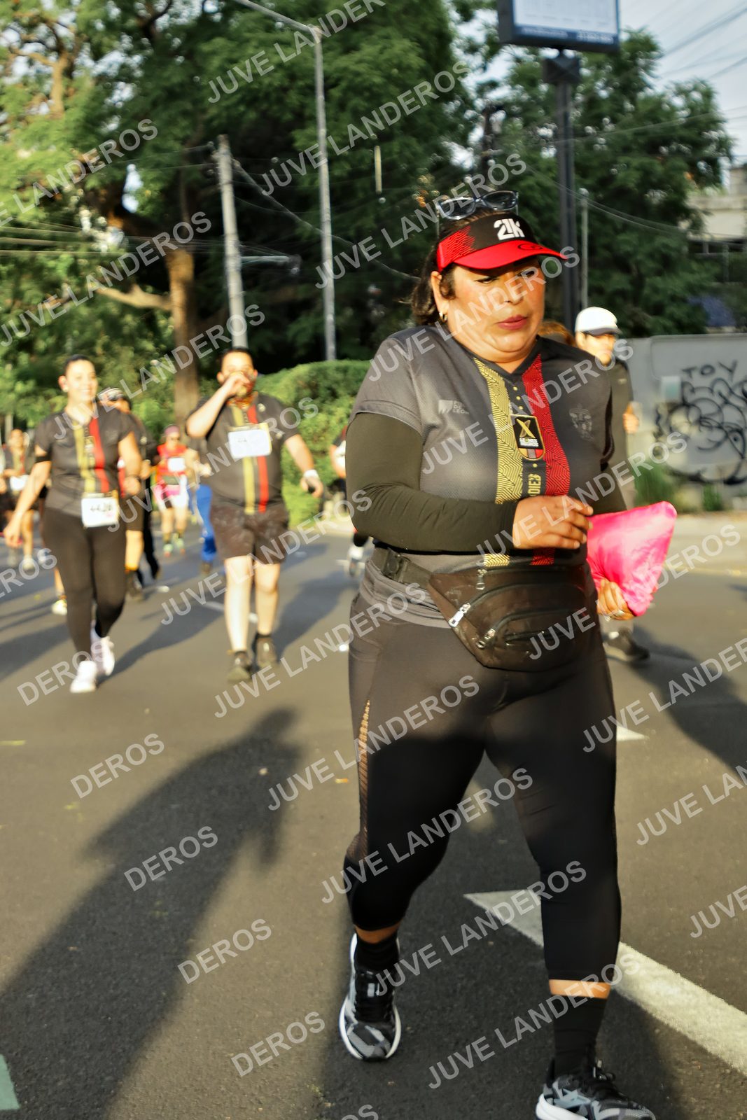 Foto de la X Carrera Leones Negros Red Cola 2026 en Rectoría General de la UdeG, Av. Juárez 976 (meta en Av. Enrique Díaz de León y Pedro Moreno), Guadalajara a las 07:24
