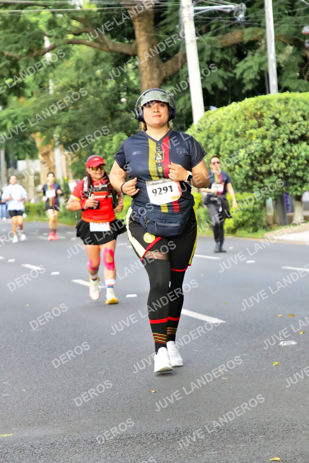 Foto de la X Carrera Leones Negros Red Cola 2026 en Rectoría General de la UdeG, Av. Juárez 976 (meta en Av. Enrique Díaz de León y Pedro Moreno), Guadalajara a las 08:18 · dorsal 9291