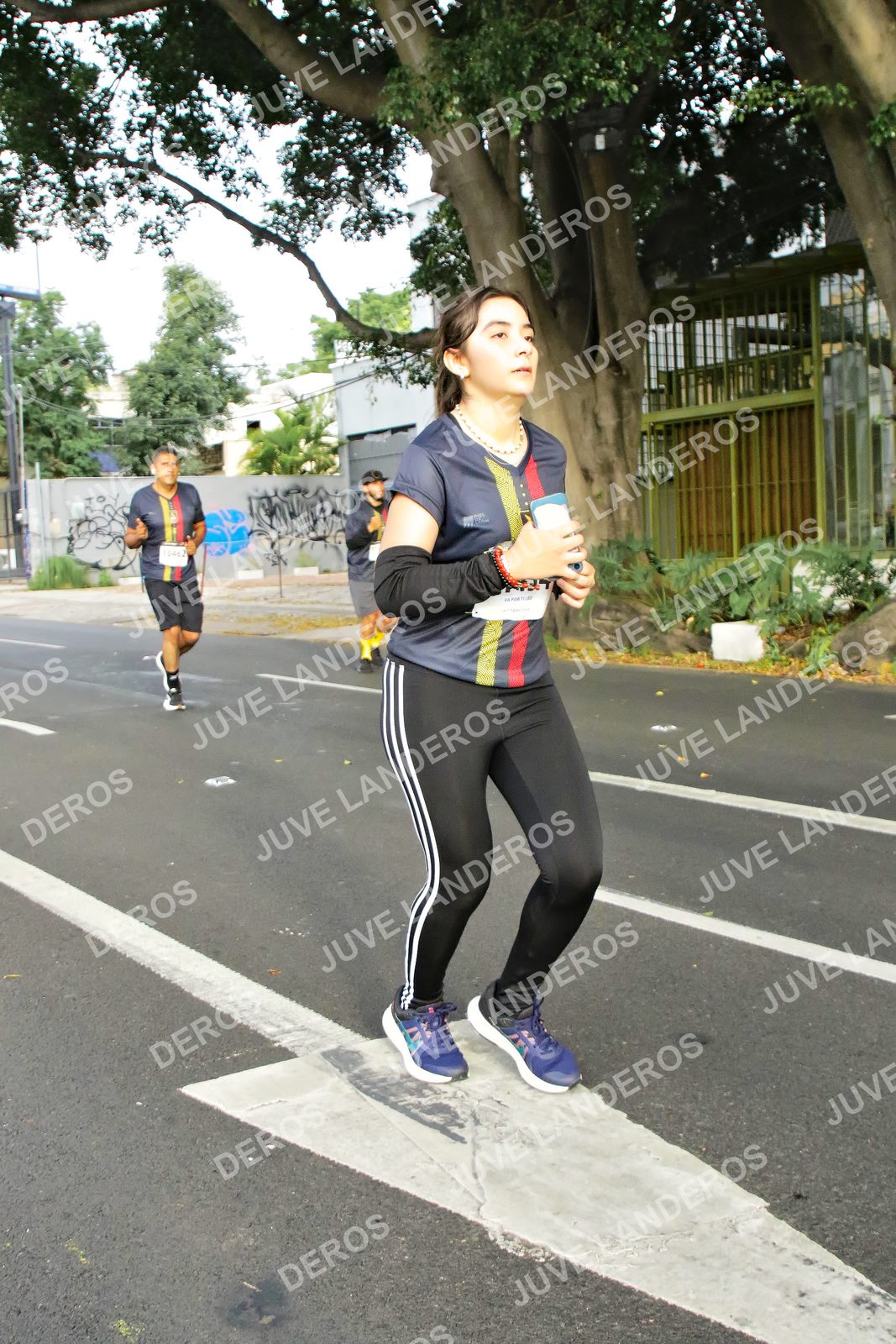 Foto de la X Carrera Leones Negros Red Cola 2026 en Rectoría General de la UdeG, Av. Juárez 976 (meta en Av. Enrique Díaz de León y Pedro Moreno), Guadalajara a las 08:08