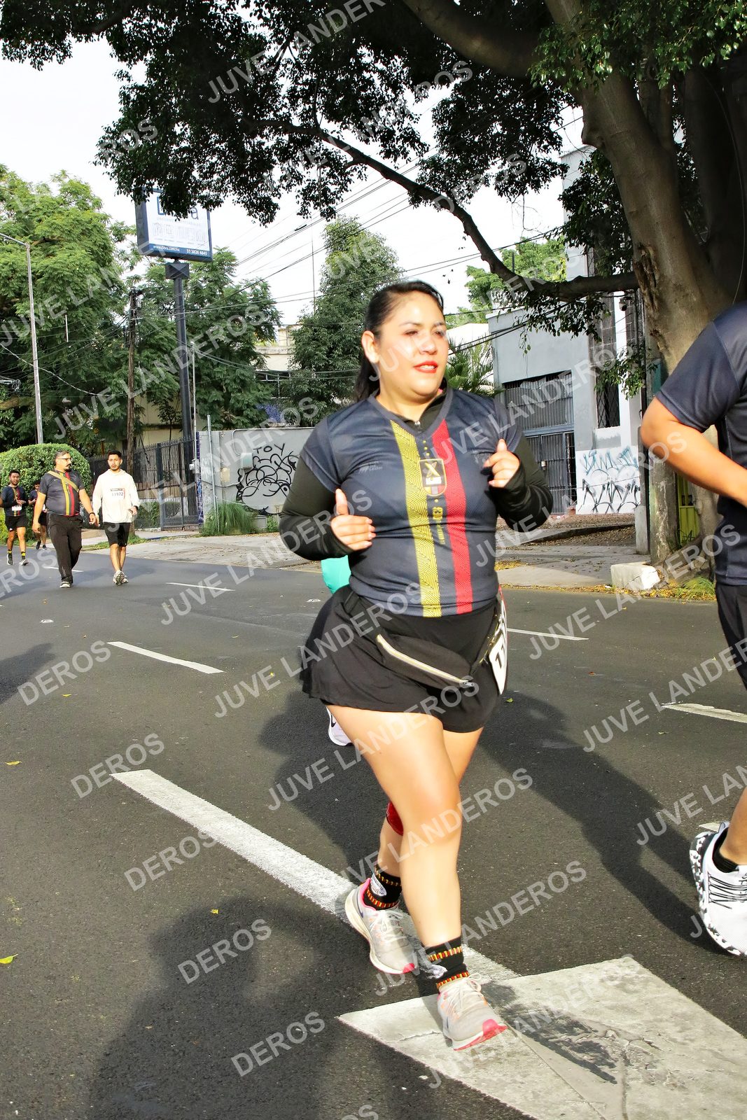 Foto de la X Carrera Leones Negros Red Cola 2026 en Rectoría General de la UdeG, Av. Juárez 976 (meta en Av. Enrique Díaz de León y Pedro Moreno), Guadalajara a las 08:04