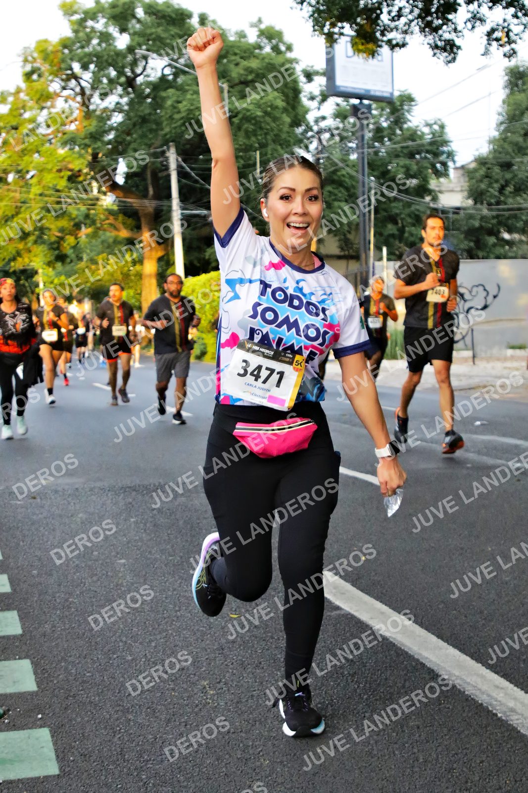 Foto de la X Carrera Leones Negros Red Cola 2026 en Rectoría General de la UdeG, Av. Juárez 976 (meta en Av. Enrique Díaz de León y Pedro Moreno), Guadalajara a las 05:07 · dorsal 3471, 403