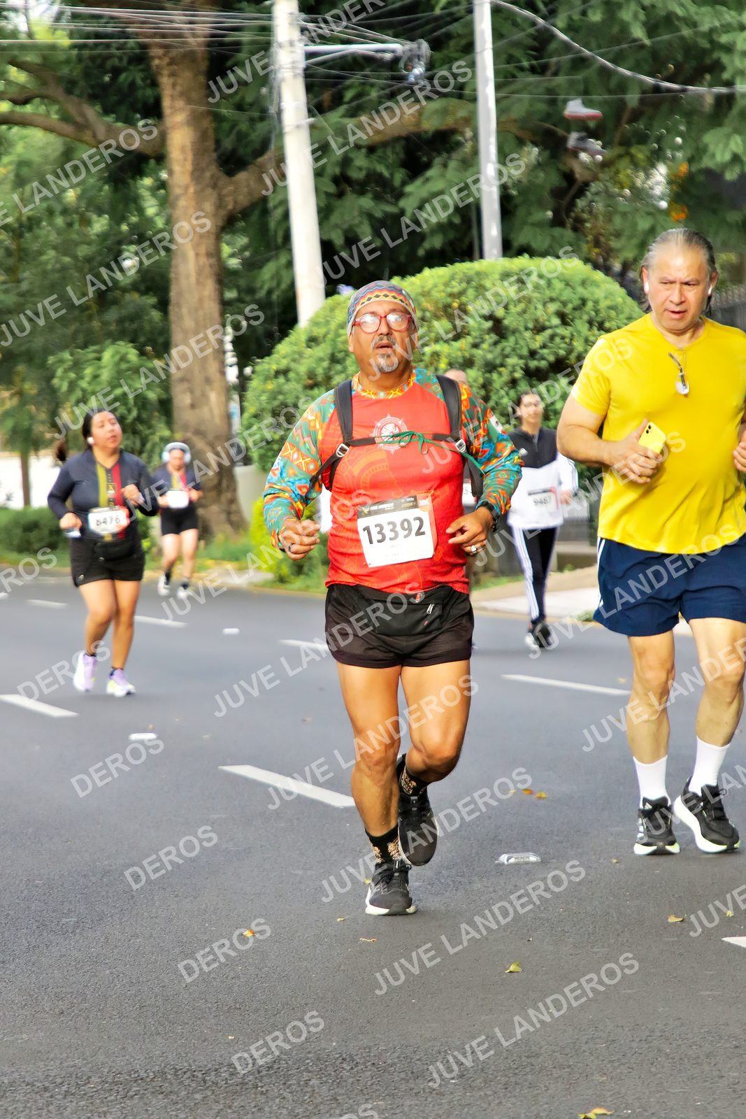 Foto de la X Carrera Leones Negros Red Cola 2026 en Rectoría General de la UdeG, Av. Juárez 976 (meta en Av. Enrique Díaz de León y Pedro Moreno), Guadalajara a las 08:14 · dorsal 13392
