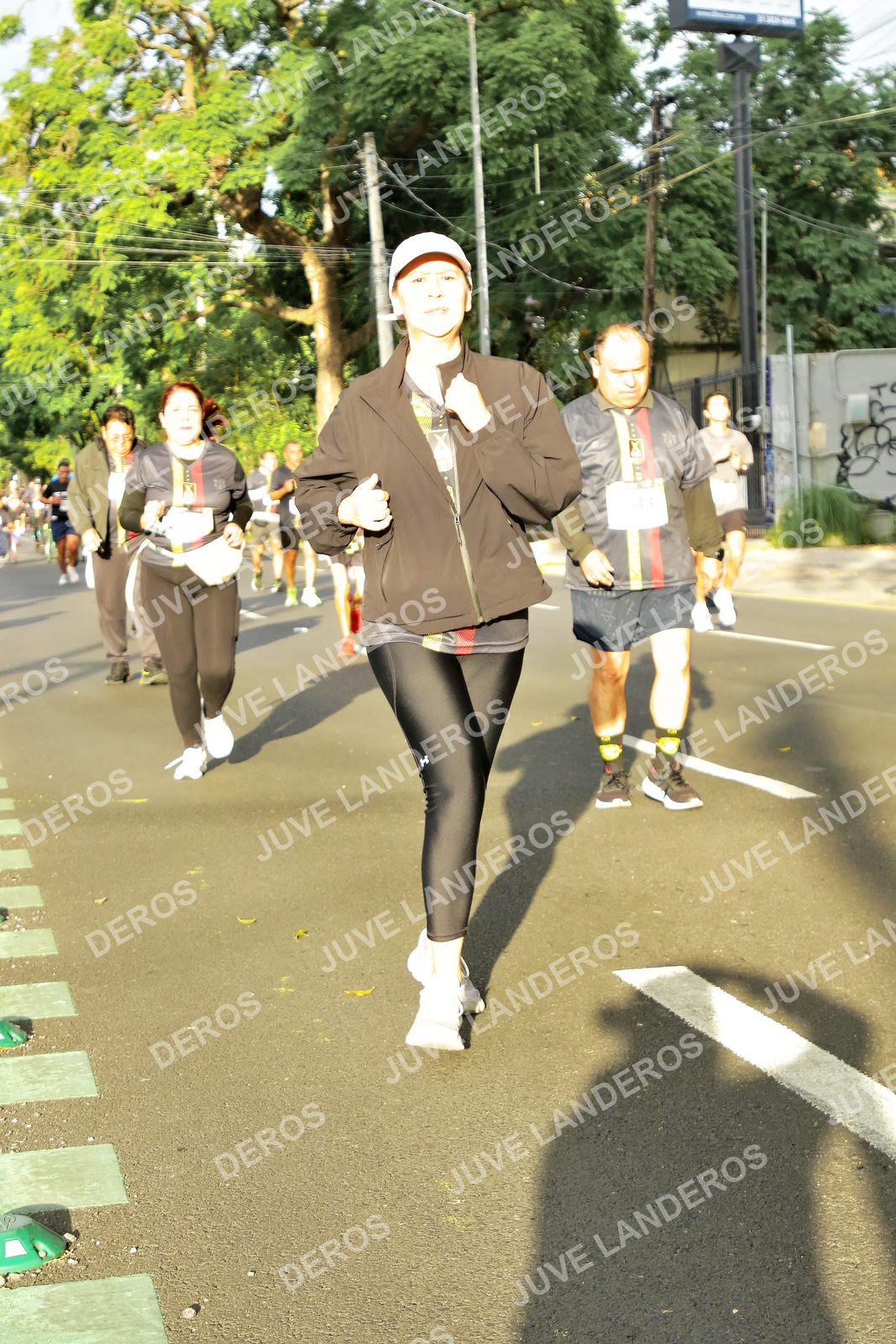 Foto de la X Carrera Leones Negros Red Cola 2026 en Rectoría General de la UdeG, Av. Juárez 976 (meta en Av. Enrique Díaz de León y Pedro Moreno), Guadalajara a las 07:39