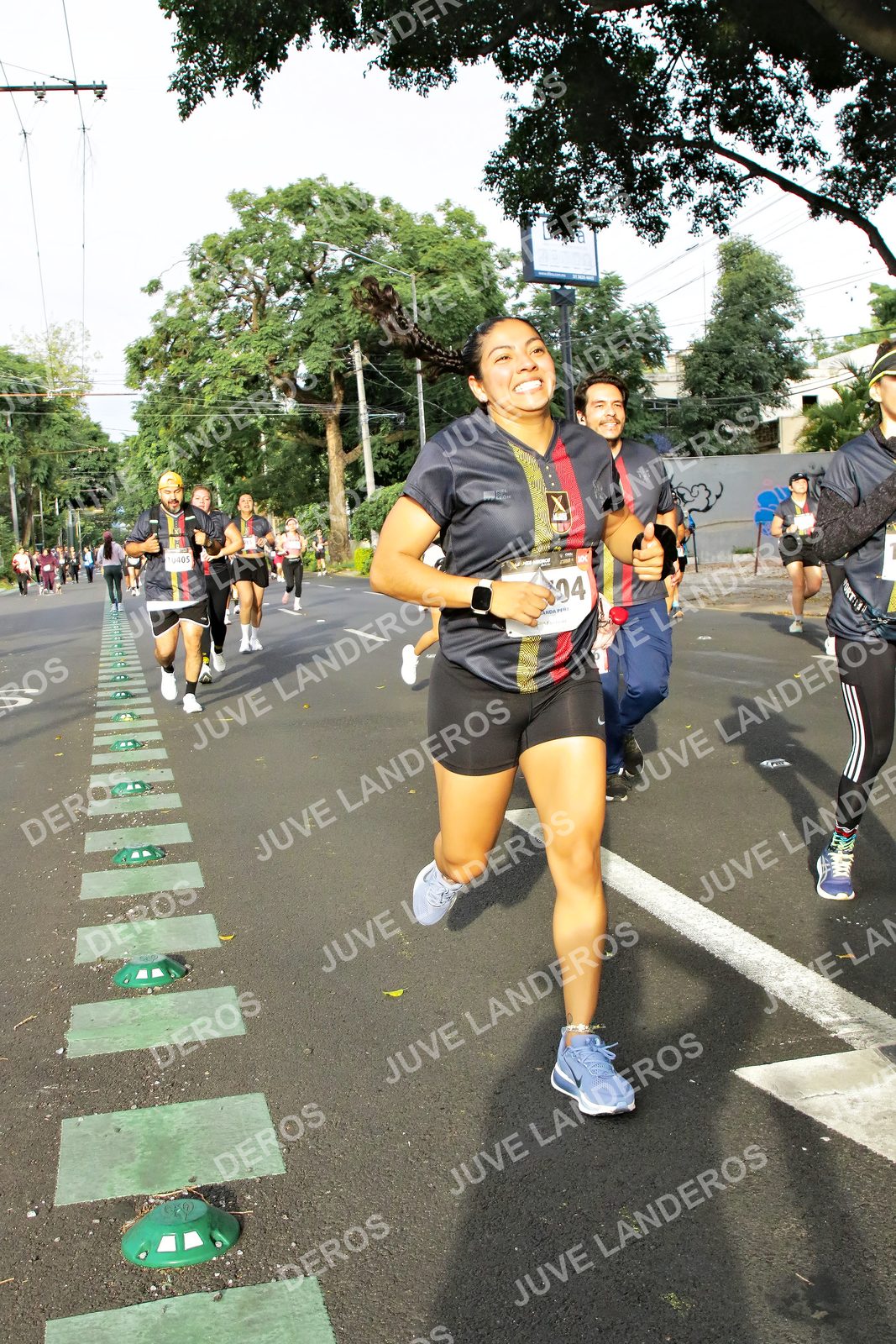 Foto de la X Carrera Leones Negros Red Cola 2026 en Rectoría General de la UdeG, Av. Juárez 976 (meta en Av. Enrique Díaz de León y Pedro Moreno), Guadalajara a las 08:02