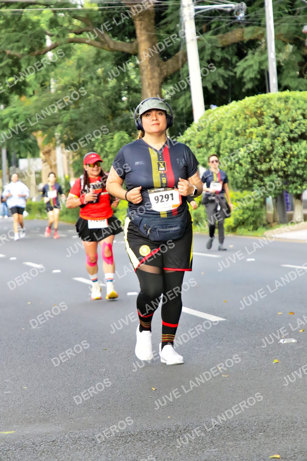 Foto de la X Carrera Leones Negros Red Cola 2026 en Rectoría General de la UdeG, Av. Juárez 976 (meta en Av. Enrique Díaz de León y Pedro Moreno), Guadalajara a las 08:18 · dorsal 9291