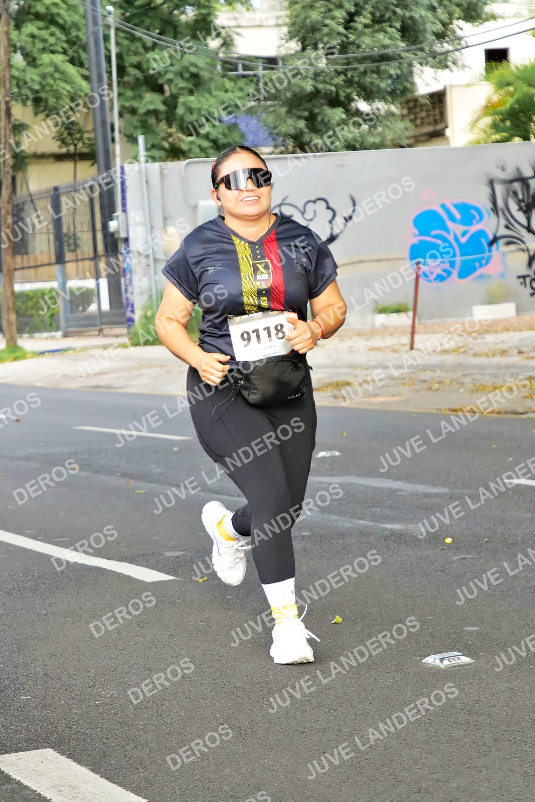 Foto de la X Carrera Leones Negros Red Cola 2026 en Rectoría General de la UdeG, Av. Juárez 976 (meta en Av. Enrique Díaz de León y Pedro Moreno), Guadalajara a las 08:14 · dorsal 9118