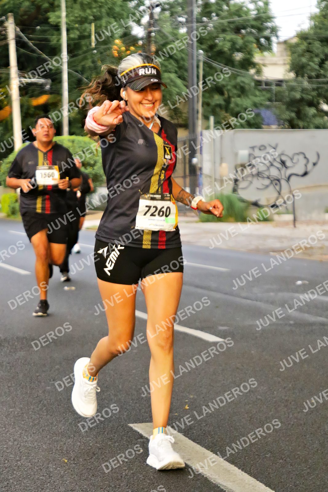 Foto de la X Carrera Leones Negros Red Cola 2026 en Rectoría General de la UdeG, Av. Juárez 976 (meta en Av. Enrique Díaz de León y Pedro Moreno), Guadalajara a las 05:00 · dorsal 7260, 1560