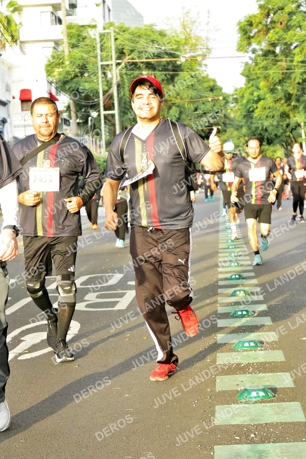 Foto de la X Carrera Leones Negros Red Cola 2026 en Rectoría General de la UdeG, Av. Juárez 976 (meta en Av. Enrique Díaz de León y Pedro Moreno), Guadalajara a las 07:33