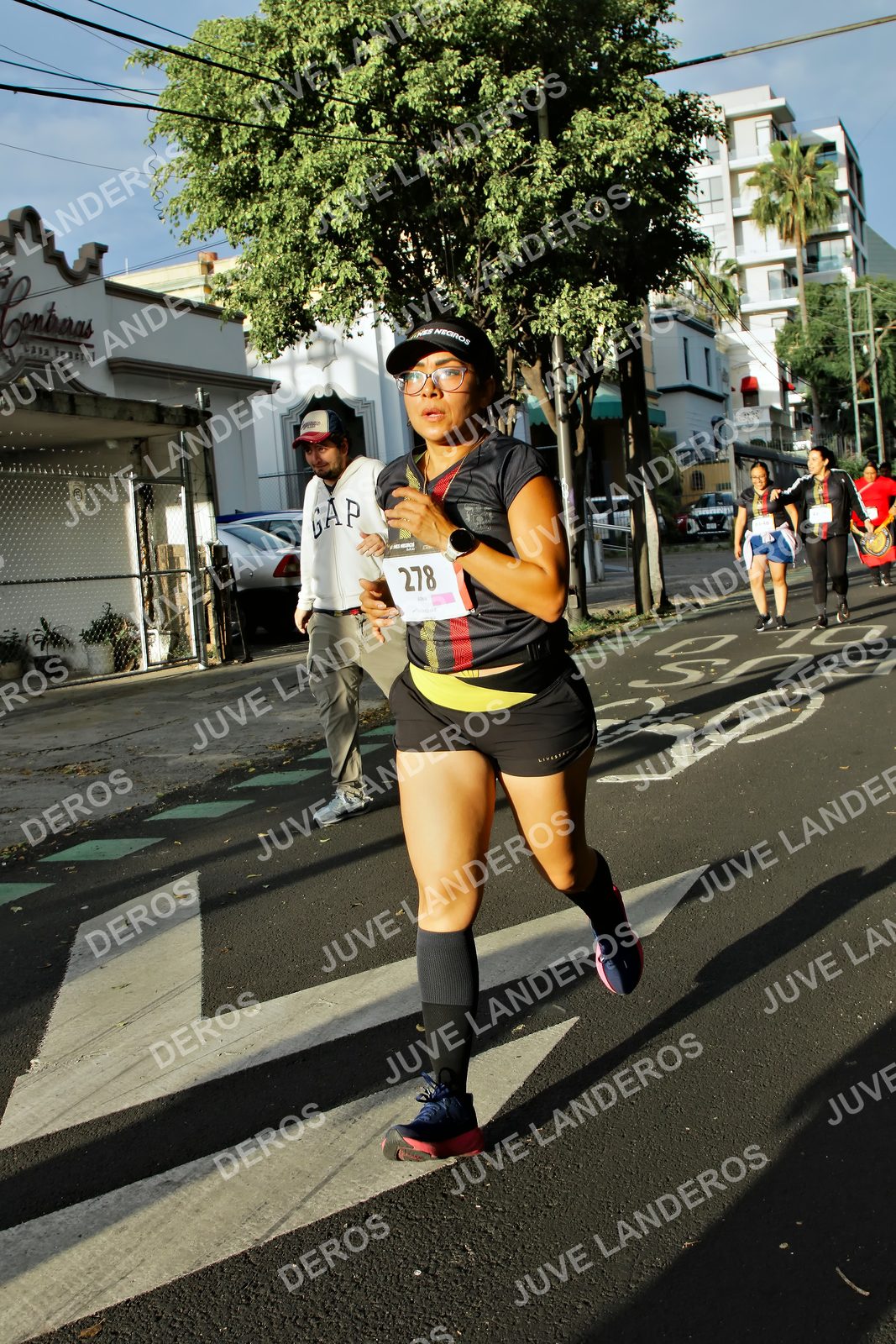 Foto de la X Carrera Leones Negros Red Cola 2026 en Rectoría General de la UdeG, Av. Juárez 976 (meta en Av. Enrique Díaz de León y Pedro Moreno), Guadalajara a las 07:44 · dorsal 278