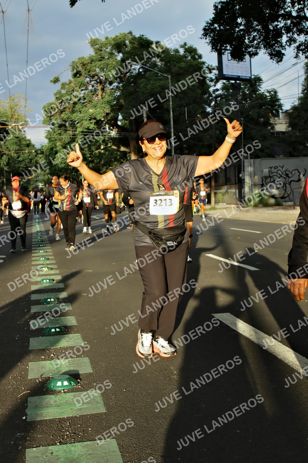 Foto de la X Carrera Leones Negros Red Cola 2026 en Rectoría General de la UdeG, Av. Juárez 976 (meta en Av. Enrique Díaz de León y Pedro Moreno), Guadalajara a las 07:29
