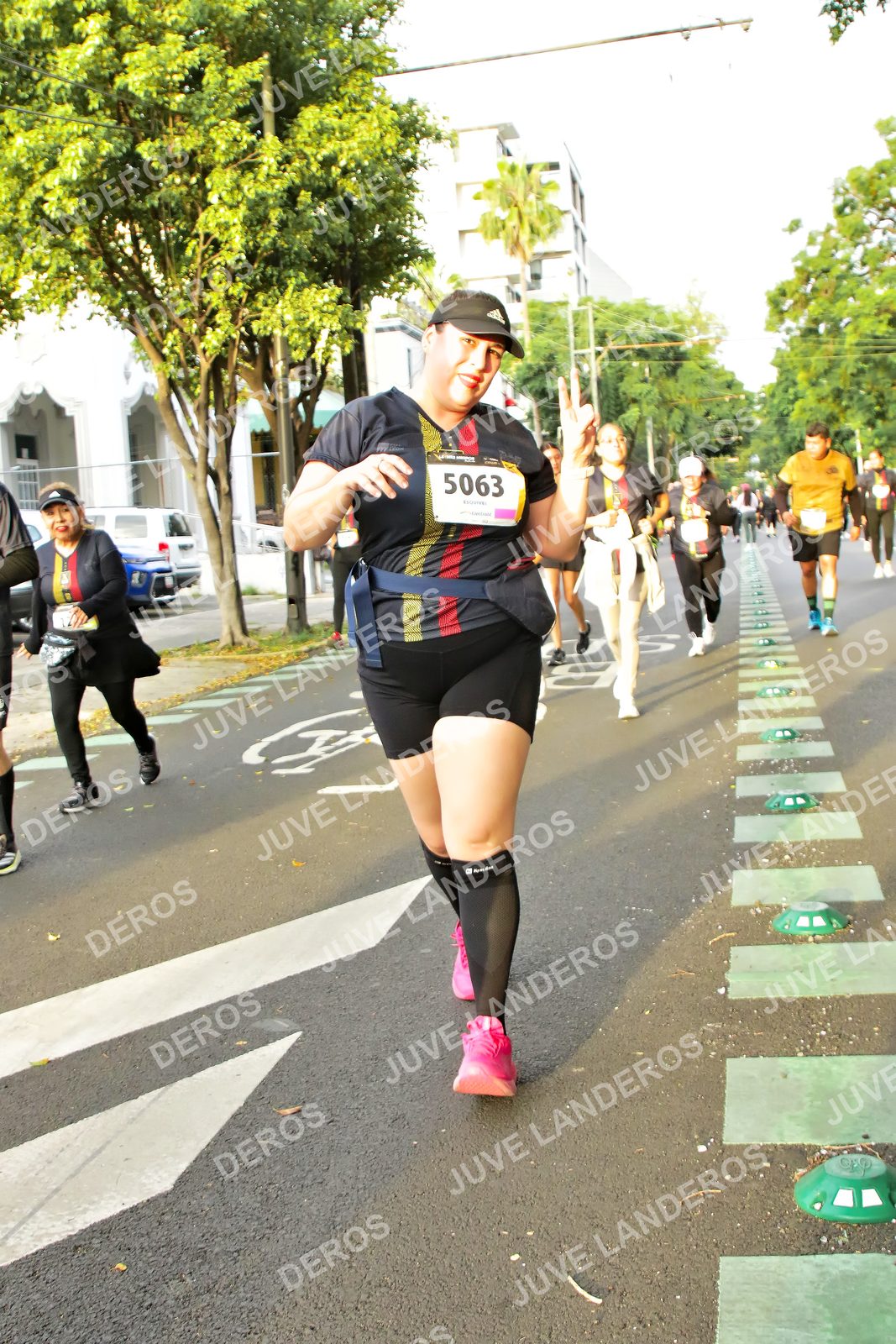 Foto de la X Carrera Leones Negros Red Cola 2026 en Rectoría General de la UdeG, Av. Juárez 976 (meta en Av. Enrique Díaz de León y Pedro Moreno), Guadalajara a las 07:22 · dorsal 5063