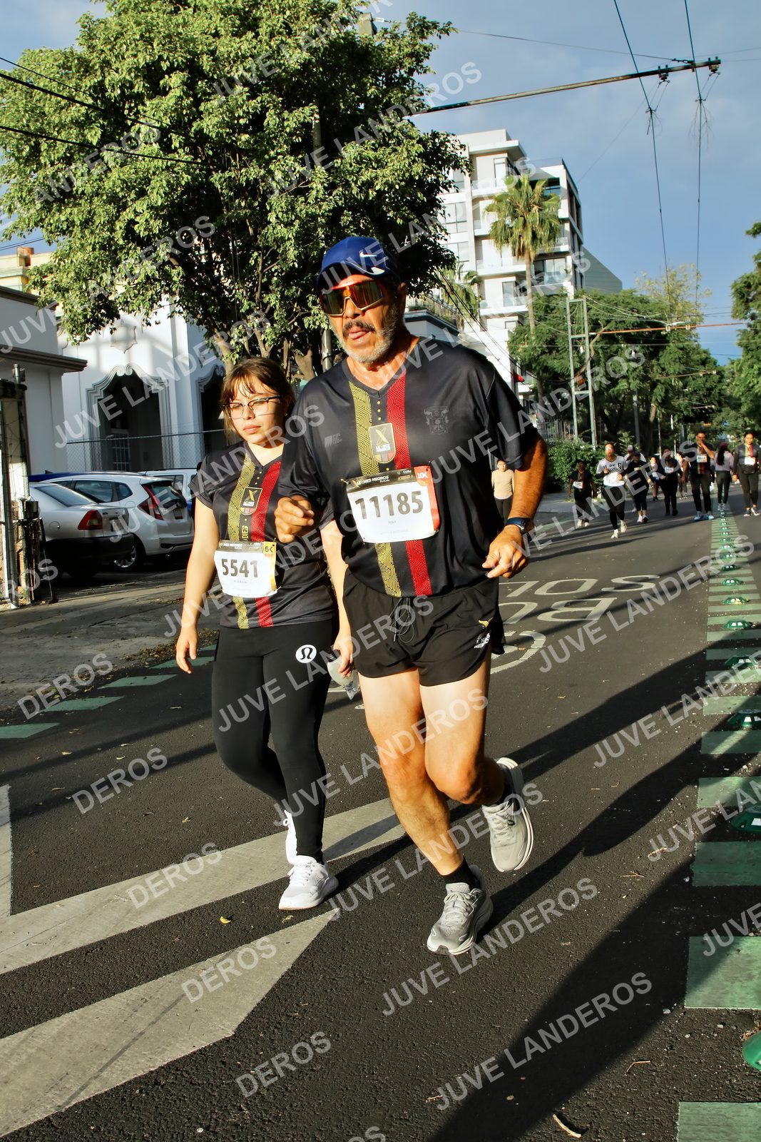 Foto de la X Carrera Leones Negros Red Cola 2026 en Rectoría General de la UdeG, Av. Juárez 976 (meta en Av. Enrique Díaz de León y Pedro Moreno), Guadalajara a las 07:43 · dorsal 11185, 5541