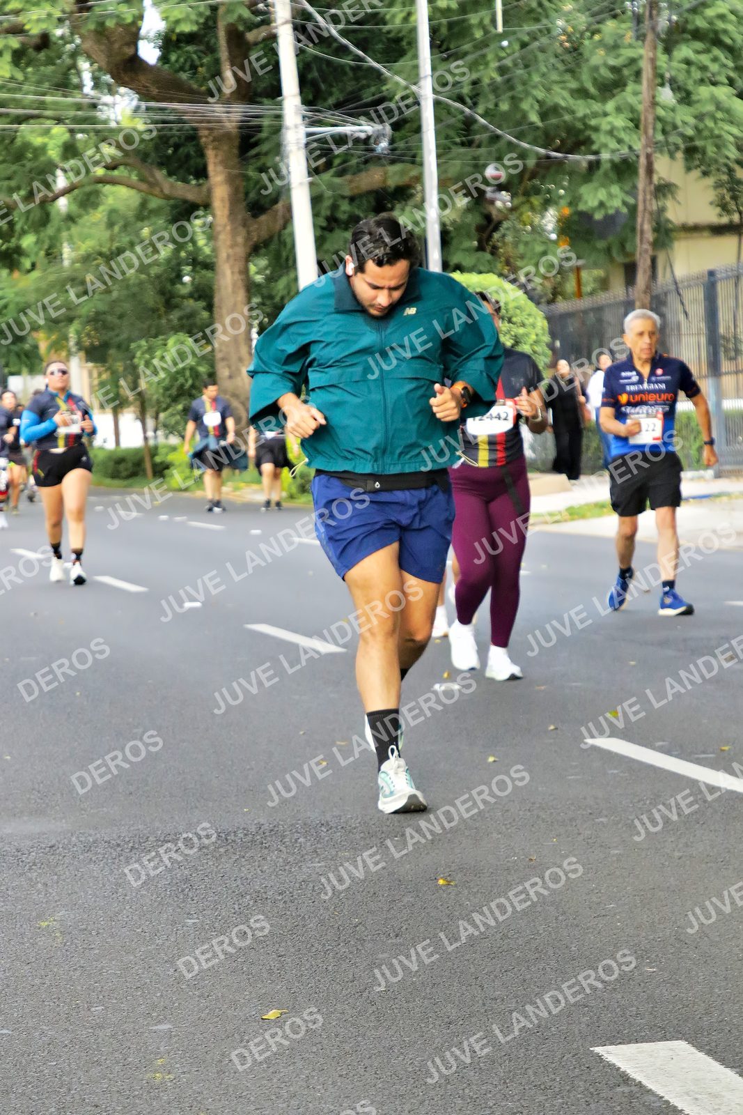 Foto de la X Carrera Leones Negros Red Cola 2026 en Rectoría General de la UdeG, Av. Juárez 976 (meta en Av. Enrique Díaz de León y Pedro Moreno), Guadalajara a las 08:20 · dorsal 22, 12442