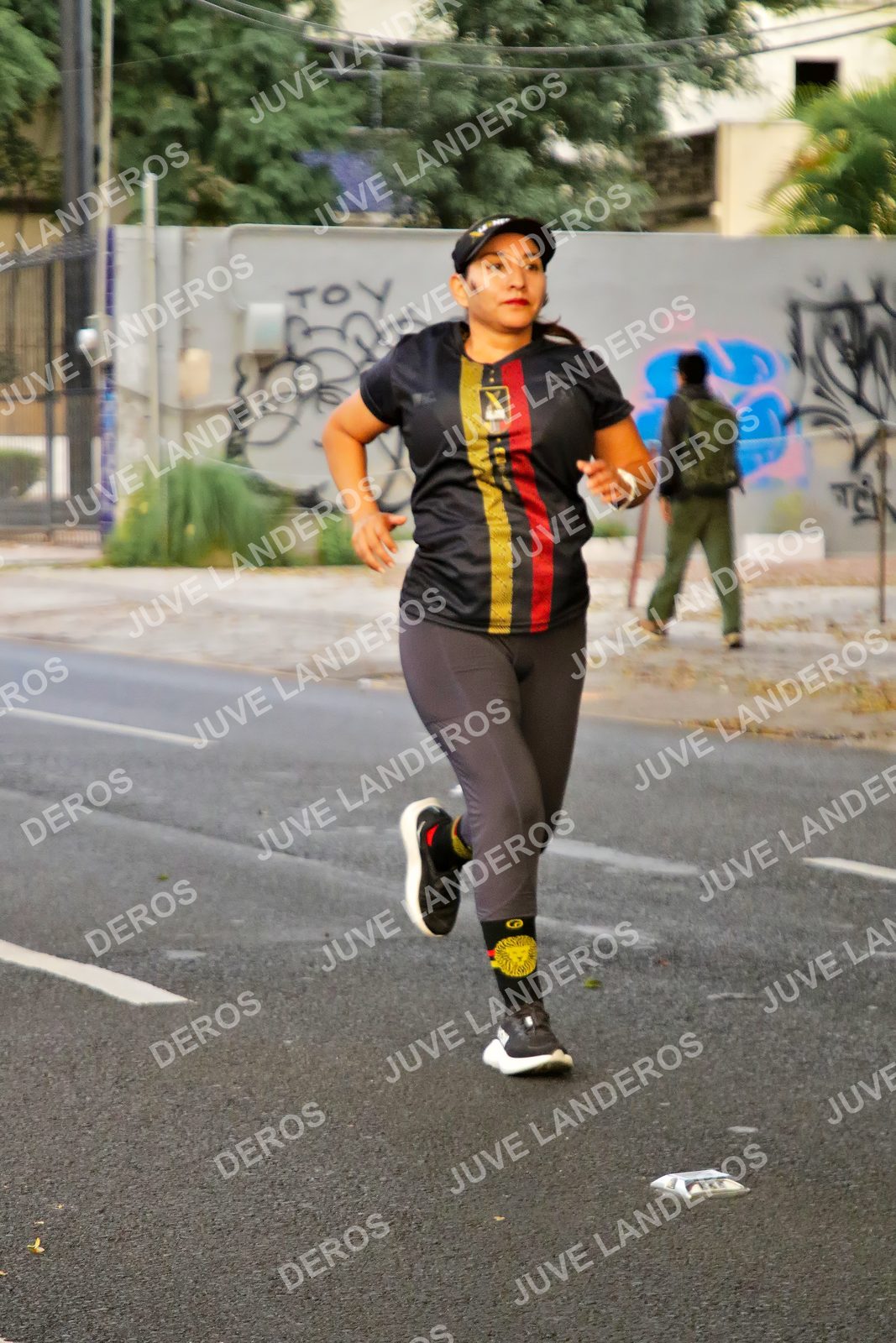 Foto de la X Carrera Leones Negros Red Cola 2026 en Rectoría General de la UdeG, Av. Juárez 976 (meta en Av. Enrique Díaz de León y Pedro Moreno), Guadalajara a las 04:59