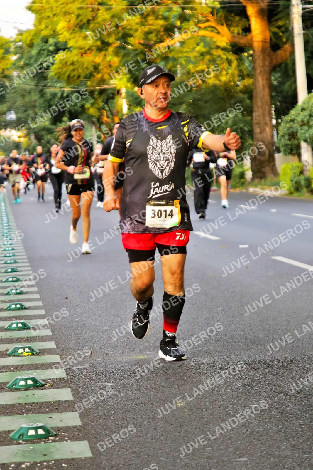Foto de la X Carrera Leones Negros Red Cola 2026 en Rectoría General de la UdeG, Av. Juárez 976 (meta en Av. Enrique Díaz de León y Pedro Moreno), Guadalajara a las 05:00 · dorsal 3014