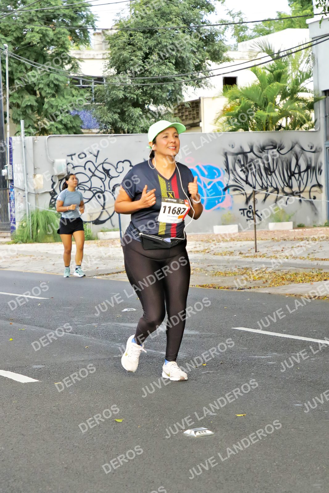 Foto de la X Carrera Leones Negros Red Cola 2026 en Rectoría General de la UdeG, Av. Juárez 976 (meta en Av. Enrique Díaz de León y Pedro Moreno), Guadalajara a las 08:16 · dorsal 11687