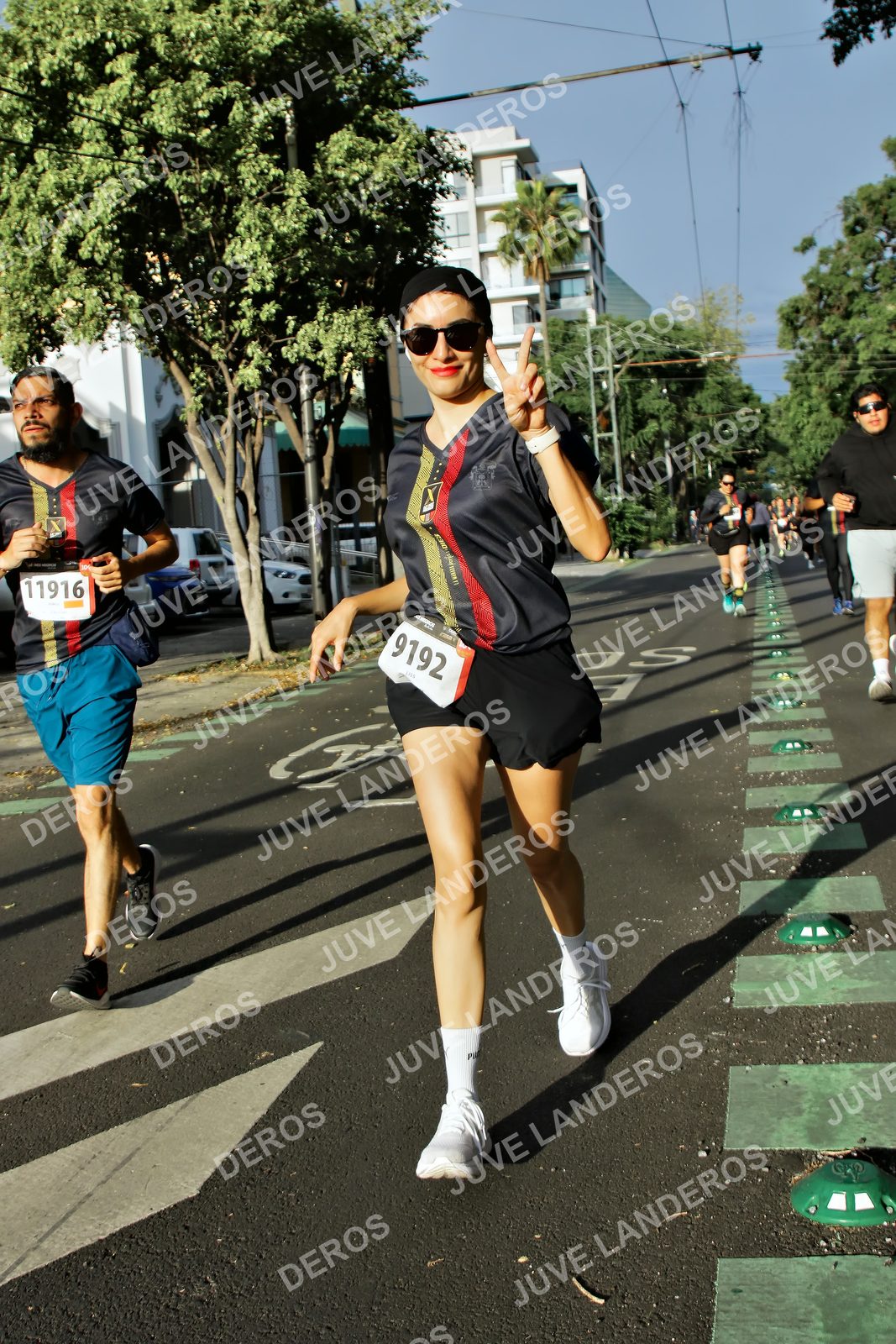 Foto de la X Carrera Leones Negros Red Cola 2026 en Rectoría General de la UdeG, Av. Juárez 976 (meta en Av. Enrique Díaz de León y Pedro Moreno), Guadalajara a las 07:56 · dorsal 11916, 9192