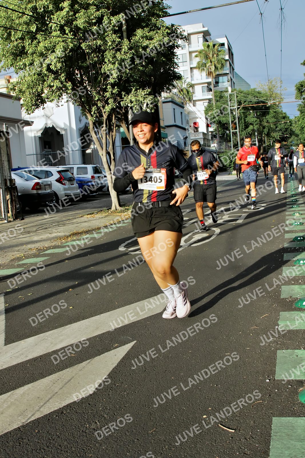 Foto de la X Carrera Leones Negros Red Cola 2026 en Rectoría General de la UdeG, Av. Juárez 976 (meta en Av. Enrique Díaz de León y Pedro Moreno), Guadalajara a las 07:58 · dorsal 11374, 3405