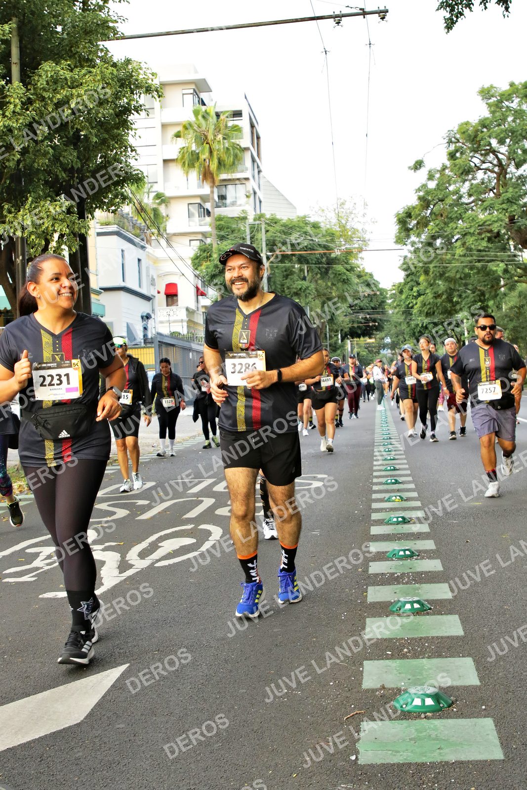 Foto de la X Carrera Leones Negros Red Cola 2026 en Rectoría General de la UdeG, Av. Juárez 976 (meta en Av. Enrique Díaz de León y Pedro Moreno), Guadalajara a las 07:20 · dorsal 2231, 15, 7257, 4491