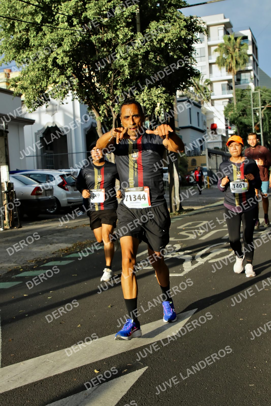 Foto de la X Carrera Leones Negros Red Cola 2026 en Rectoría General de la UdeG, Av. Juárez 976 (meta en Av. Enrique Díaz de León y Pedro Moreno), Guadalajara a las 07:43 · dorsal 1461, 100