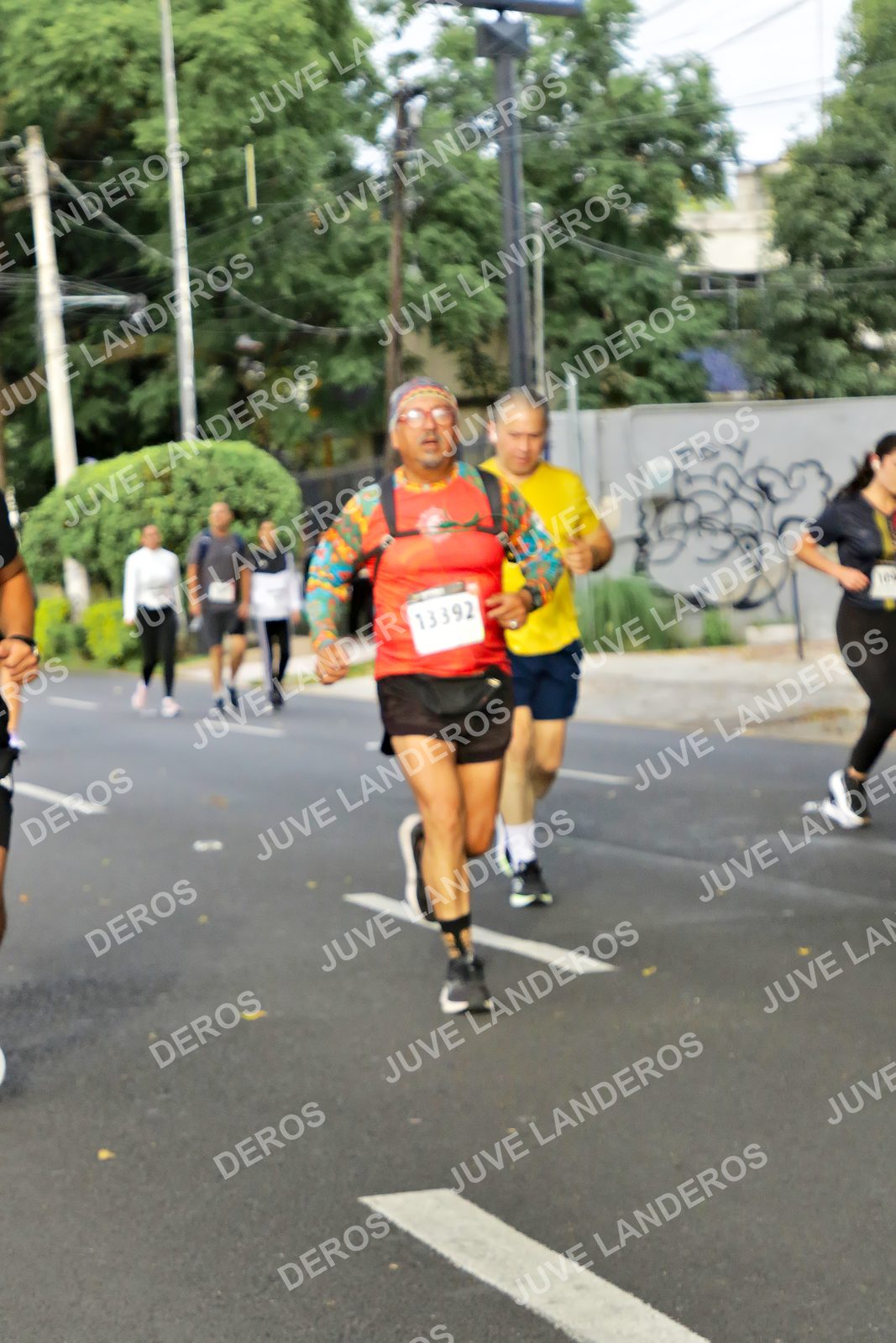 Foto de la X Carrera Leones Negros Red Cola 2026 en Rectoría General de la UdeG, Av. Juárez 976 (meta en Av. Enrique Díaz de León y Pedro Moreno), Guadalajara a las 08:14 · dorsal 13392