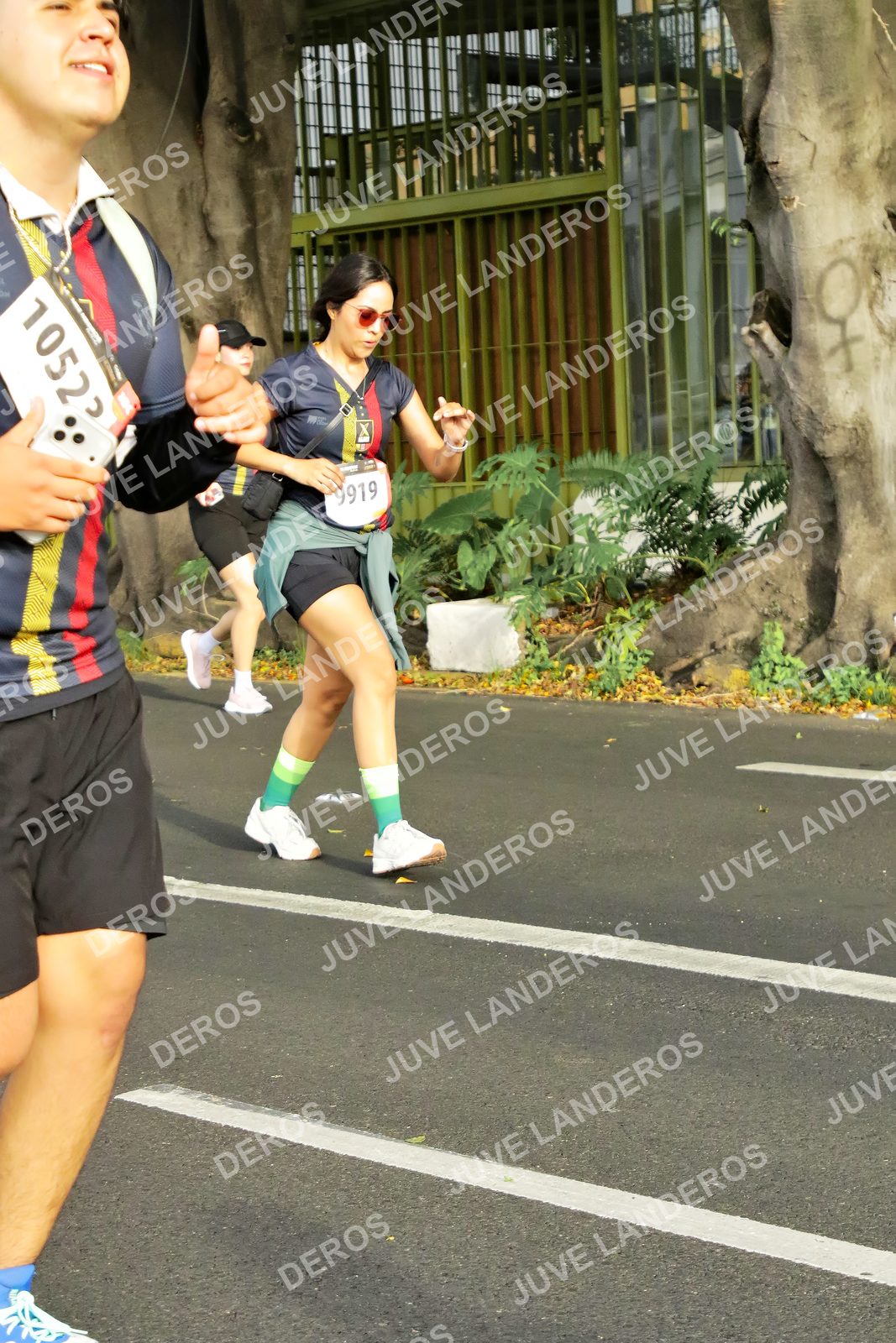 Foto de la X Carrera Leones Negros Red Cola 2026 en Rectoría General de la UdeG, Av. Juárez 976 (meta en Av. Enrique Díaz de León y Pedro Moreno), Guadalajara a las 08:06 · dorsal 9919