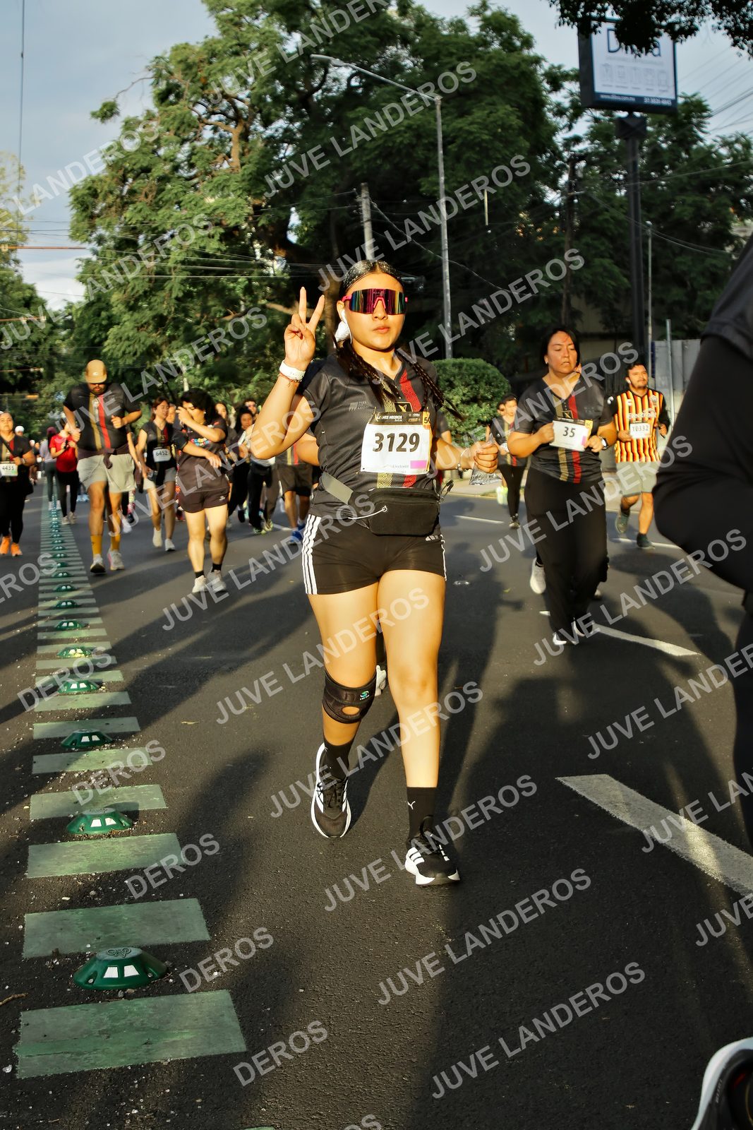 Foto de la X Carrera Leones Negros Red Cola 2026 en Rectoría General de la UdeG, Av. Juárez 976 (meta en Av. Enrique Díaz de León y Pedro Moreno), Guadalajara a las 07:24 · dorsal 3129, 35