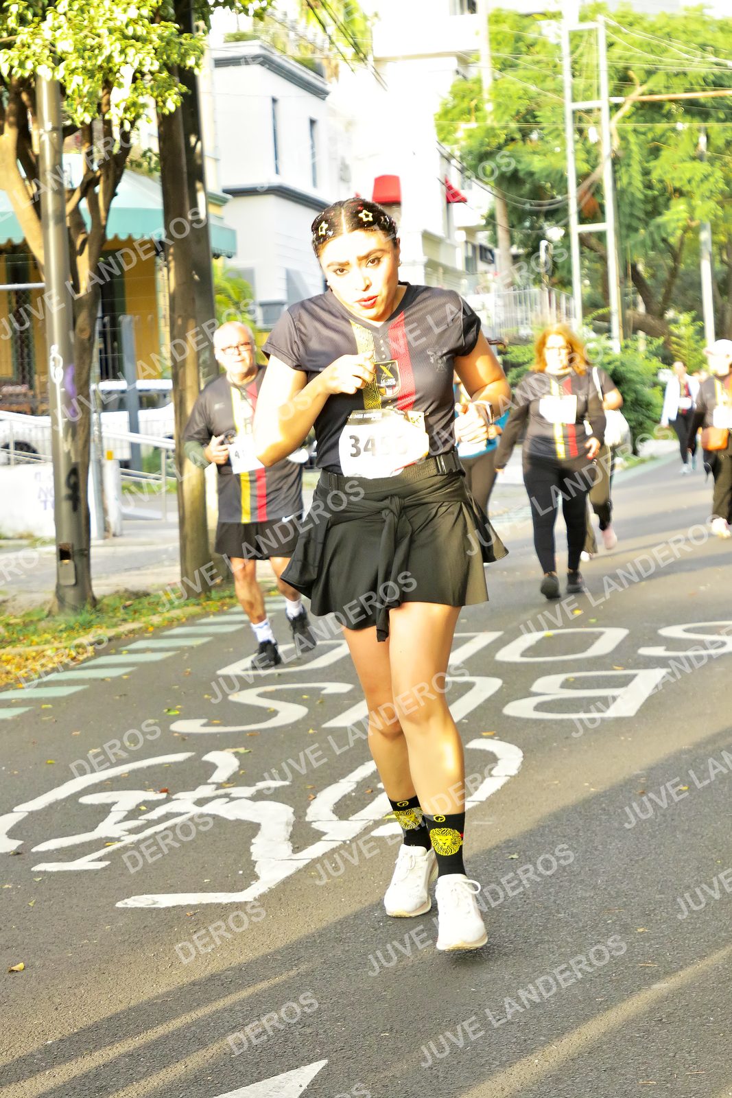 Foto de la X Carrera Leones Negros Red Cola 2026 en Rectoría General de la UdeG, Av. Juárez 976 (meta en Av. Enrique Díaz de León y Pedro Moreno), Guadalajara a las 07:33