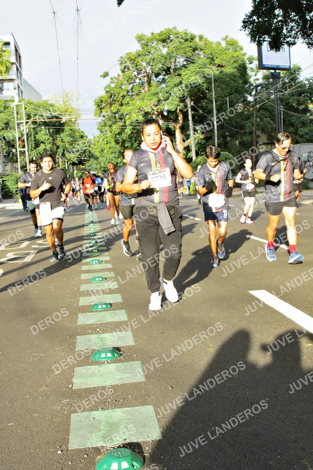 Foto de la X Carrera Leones Negros Red Cola 2026 en Rectoría General de la UdeG, Av. Juárez 976 (meta en Av. Enrique Díaz de León y Pedro Moreno), Guadalajara a las 07:57 · dorsal 8726