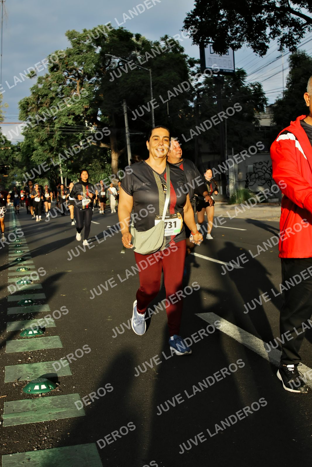 Foto de la X Carrera Leones Negros Red Cola 2026 en Rectoría General de la UdeG, Av. Juárez 976 (meta en Av. Enrique Díaz de León y Pedro Moreno), Guadalajara a las 07:29 · dorsal 731