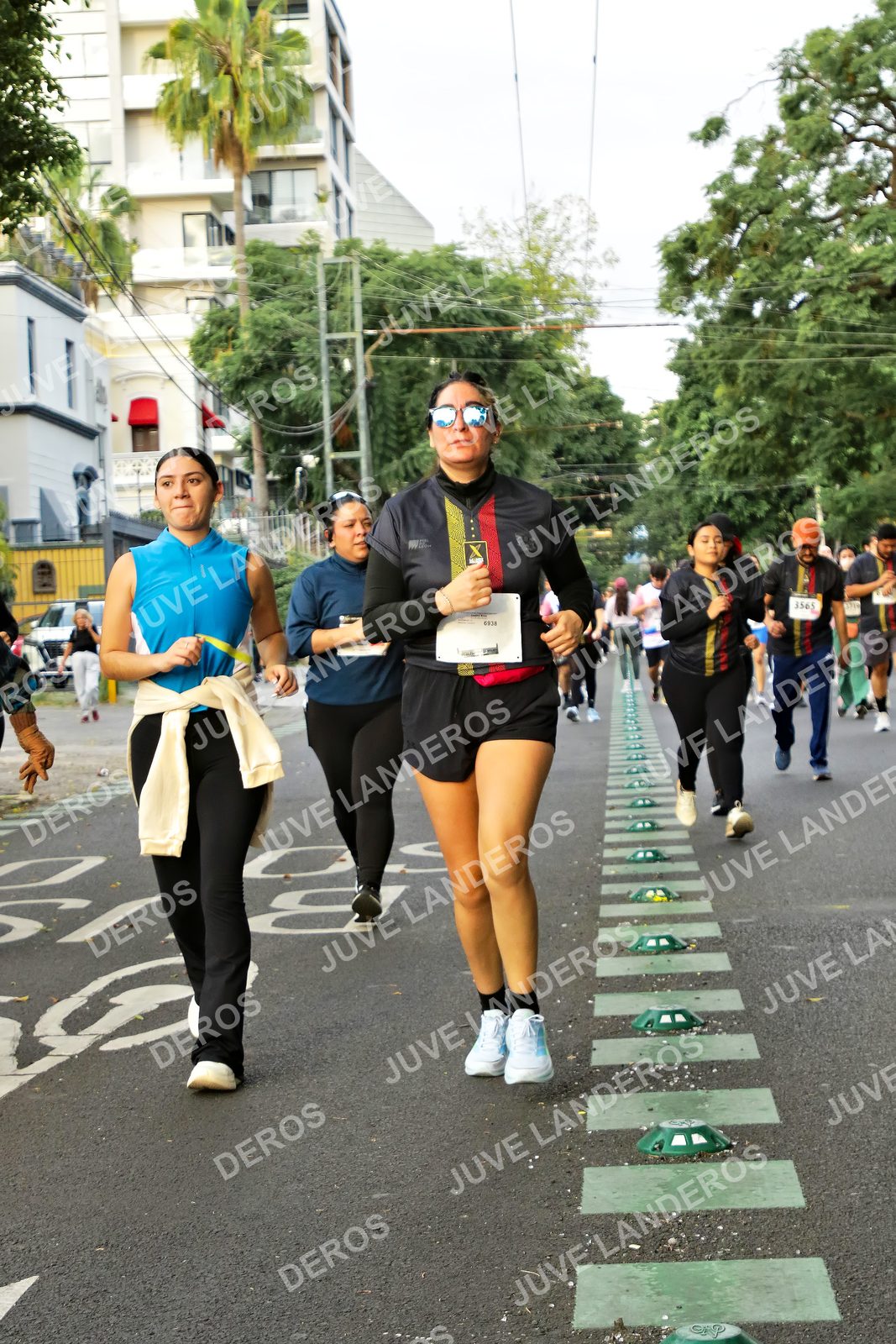 Foto de la X Carrera Leones Negros Red Cola 2026 en Rectoría General de la UdeG, Av. Juárez 976 (meta en Av. Enrique Díaz de León y Pedro Moreno), Guadalajara a las 07:20